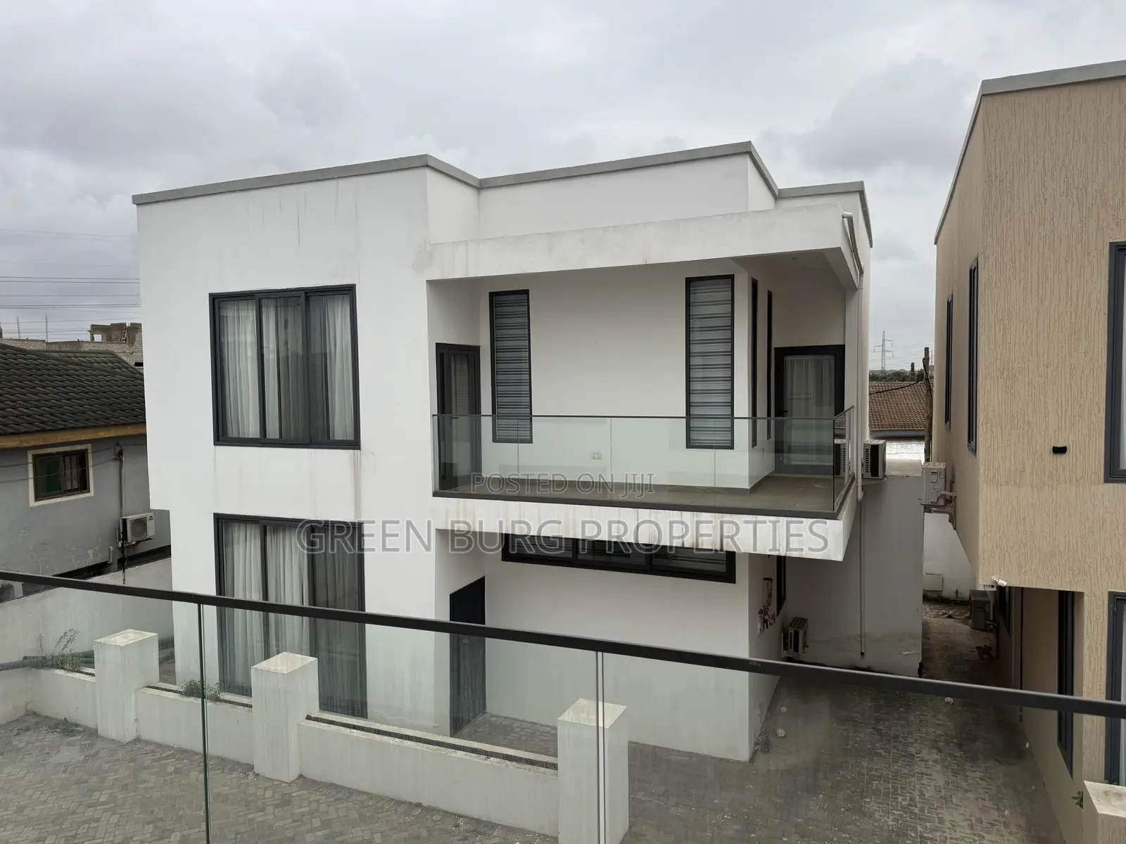 3bdrm Townhouse / Terrace in Green, East Legon for rent in East Legon
