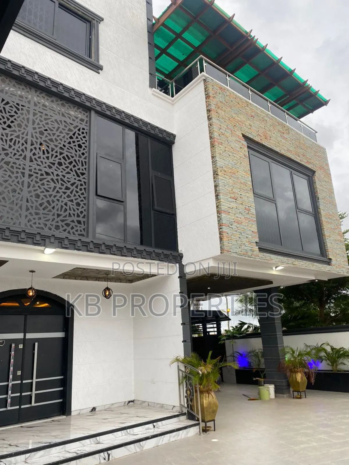 5bdrm House in Kb Properties, Spintex for rent in Spintex