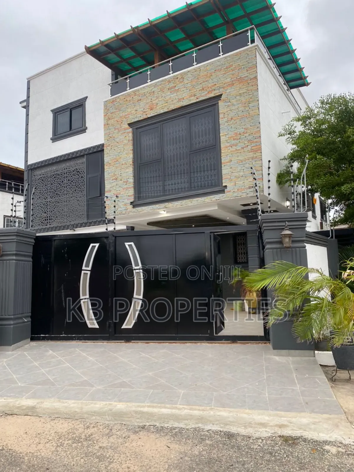 5bdrm House in Kb Properties, Spintex for rent in Spintex