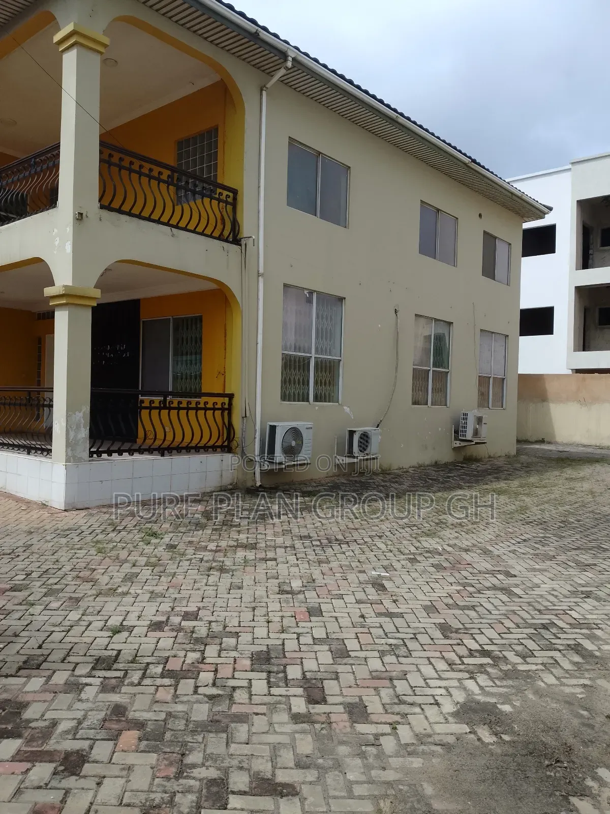 5bdrm House in East Legon, A&C Mall Area for rent in A&C Mall Area