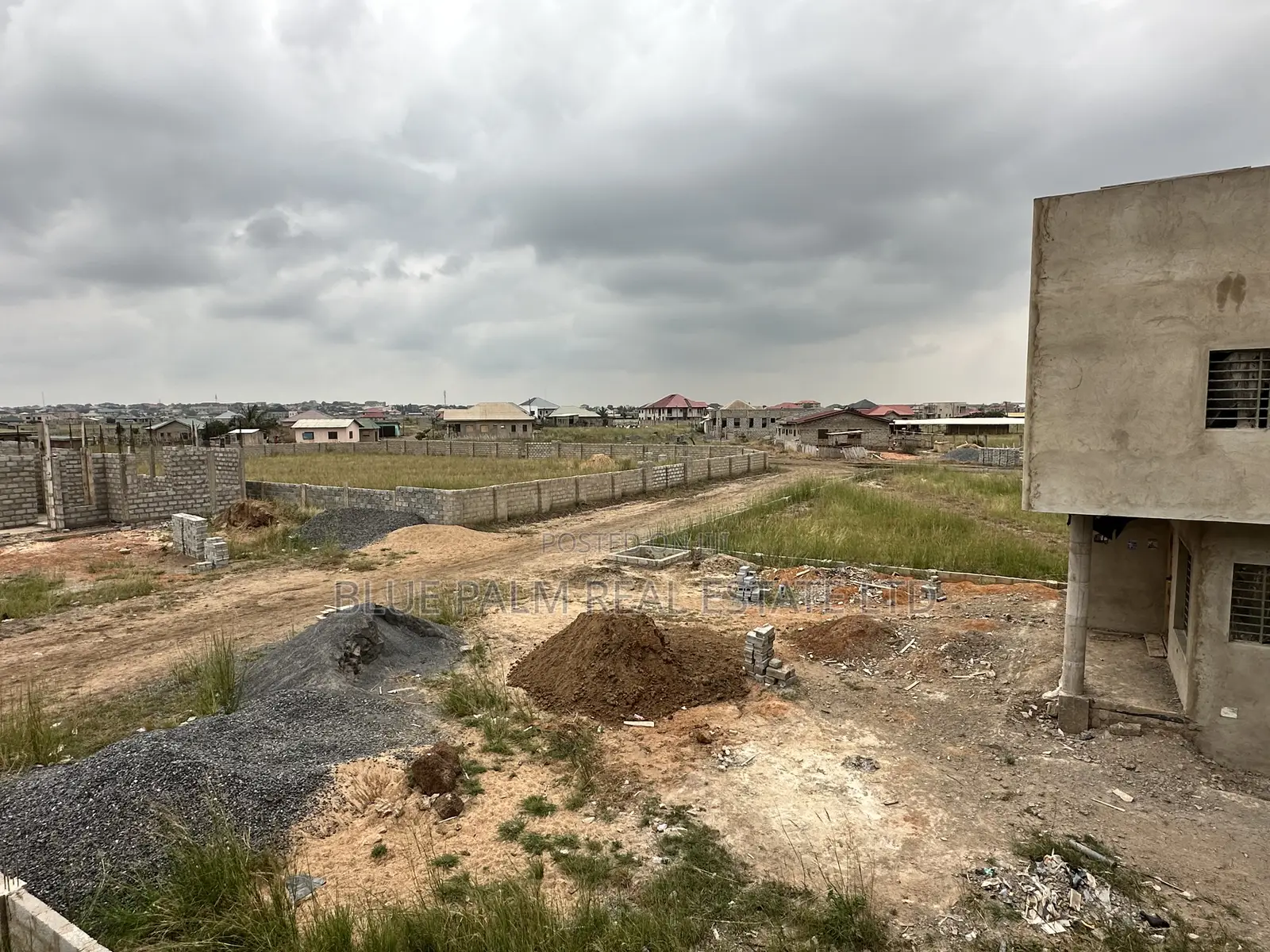 Tema Community 25 - Your Dream Home, Deserves a Dream Location in Community 25
