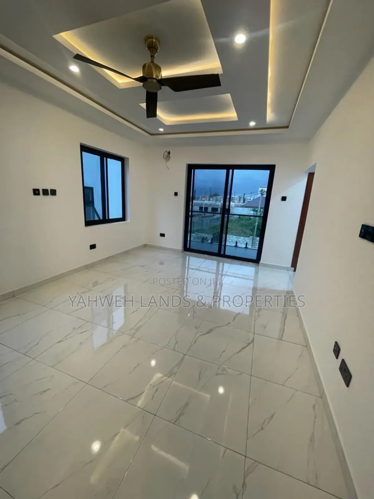4bdrm House in Airport Residential Area for sale in Airport Residential Area