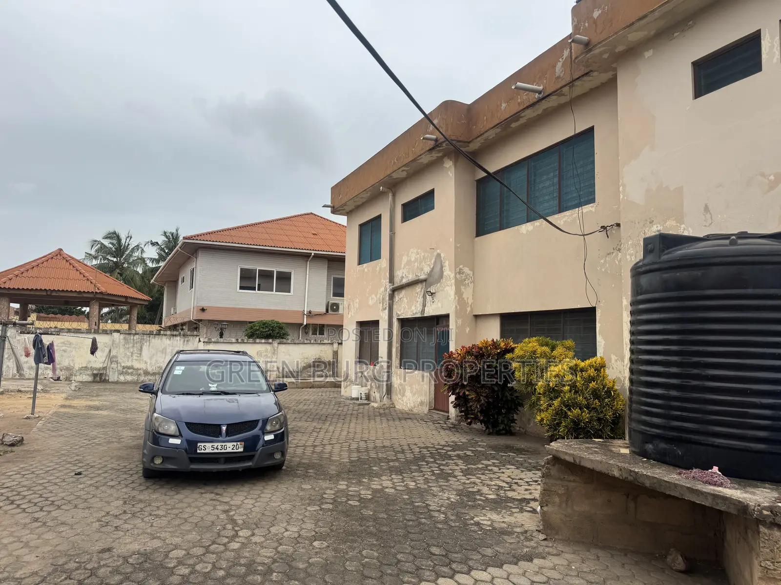 5bdrm House in Nungua for sale in Nungua