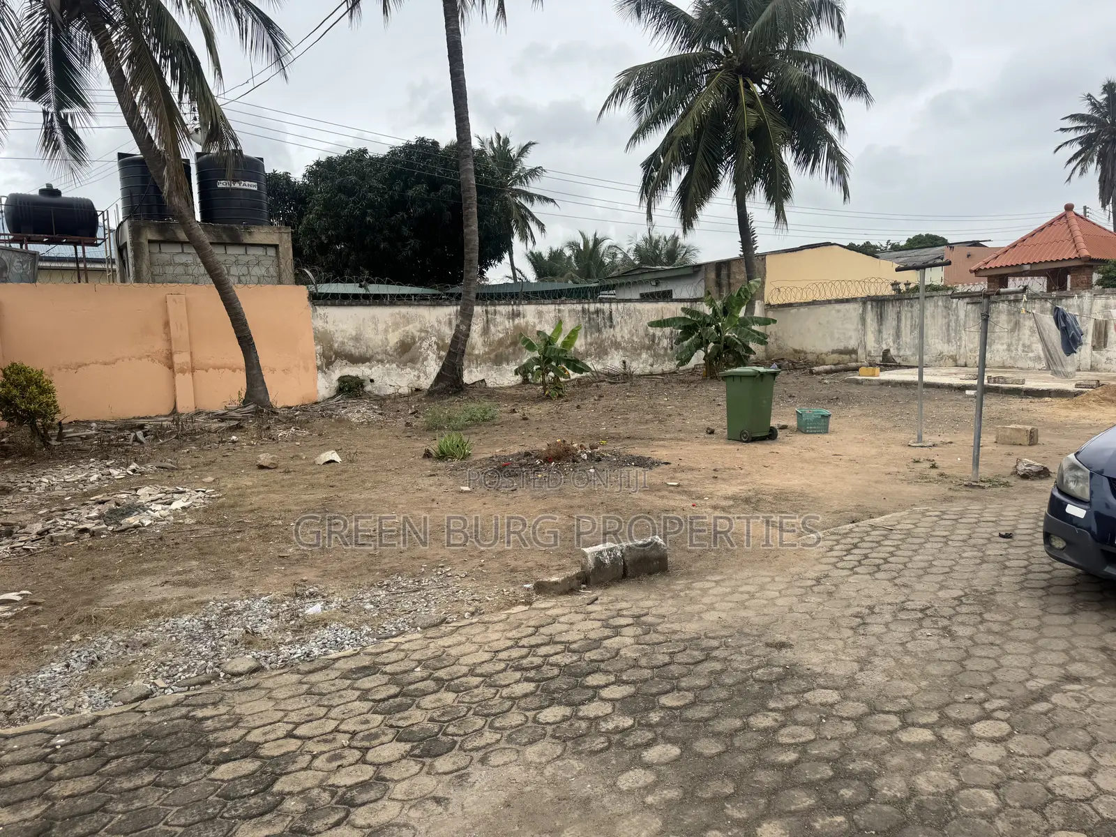 5bdrm House in Nungua for sale in Nungua