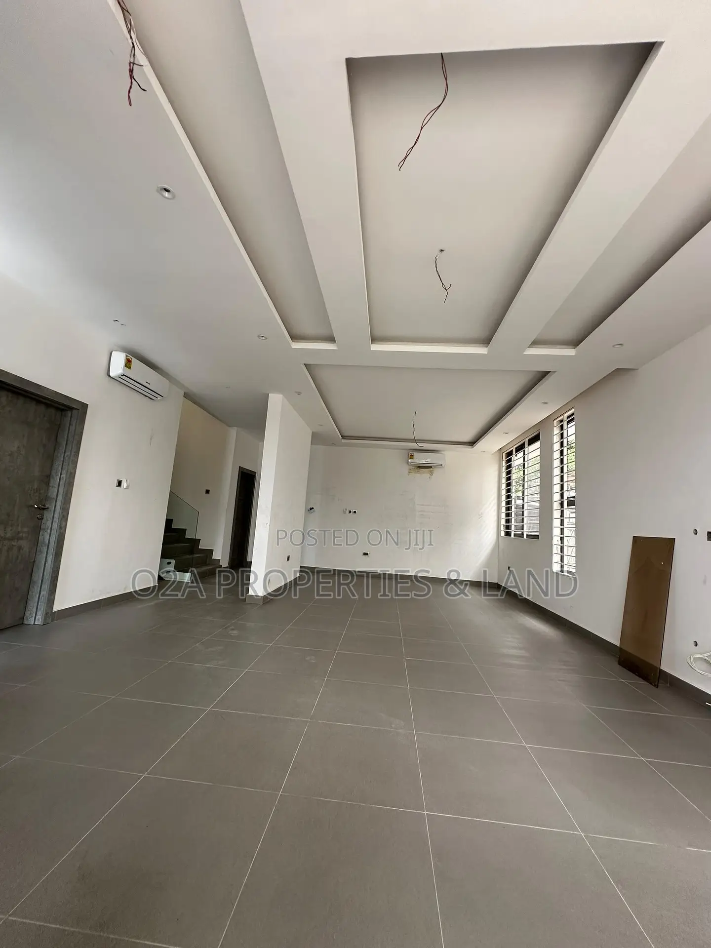 4bdrm House in Ashaley Botwe, Lake Side Estate for sale in Lake Side Estate