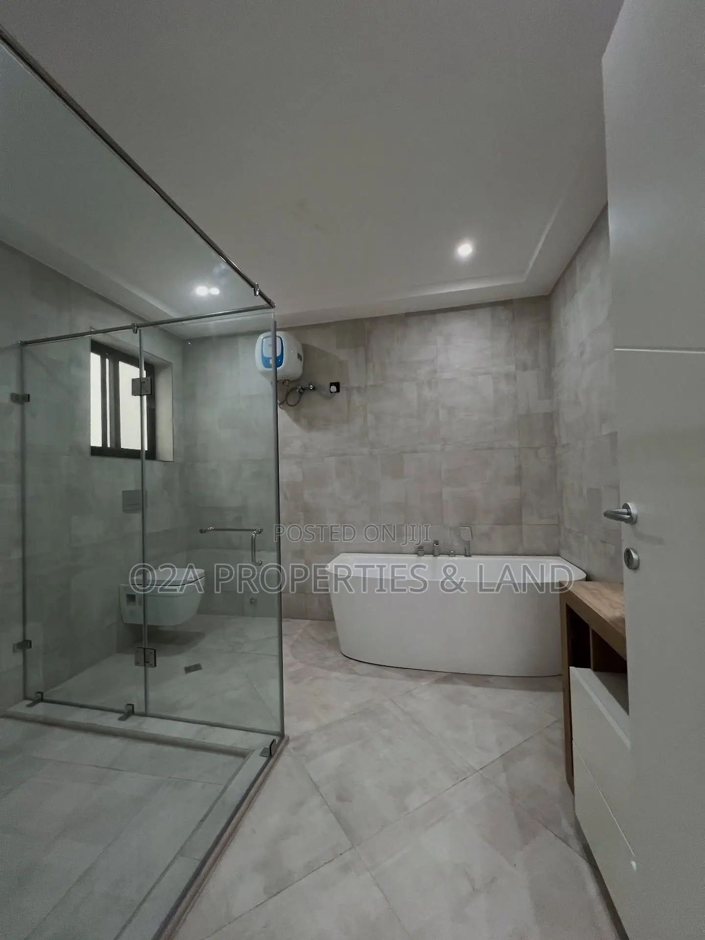 4bdrm House in East Legon, Bawaleshie for sale in Bawaleshie