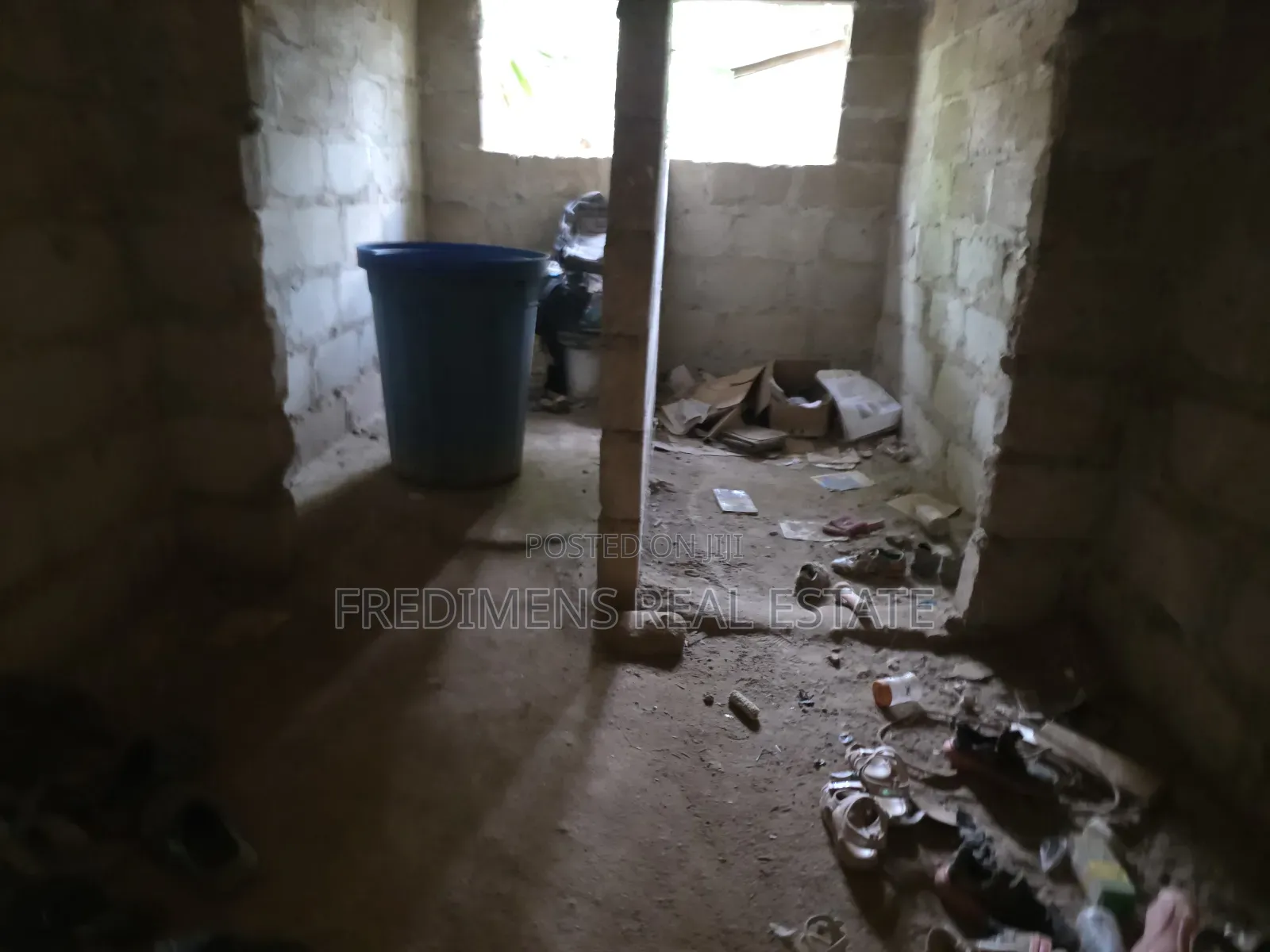 6bdrm House In Fredimens Real, Kwabre For Sale in Atwima Kwanwoma