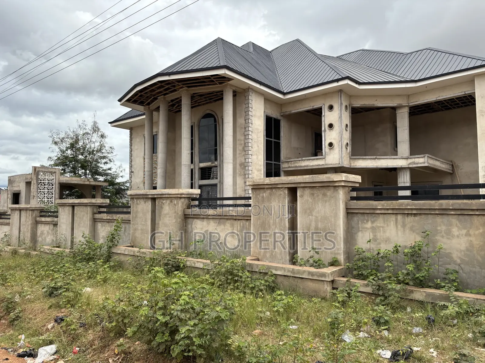 5bdrm House in Apaaso, Kumasi Metropolitan for sale in Kumasi Metropolitan