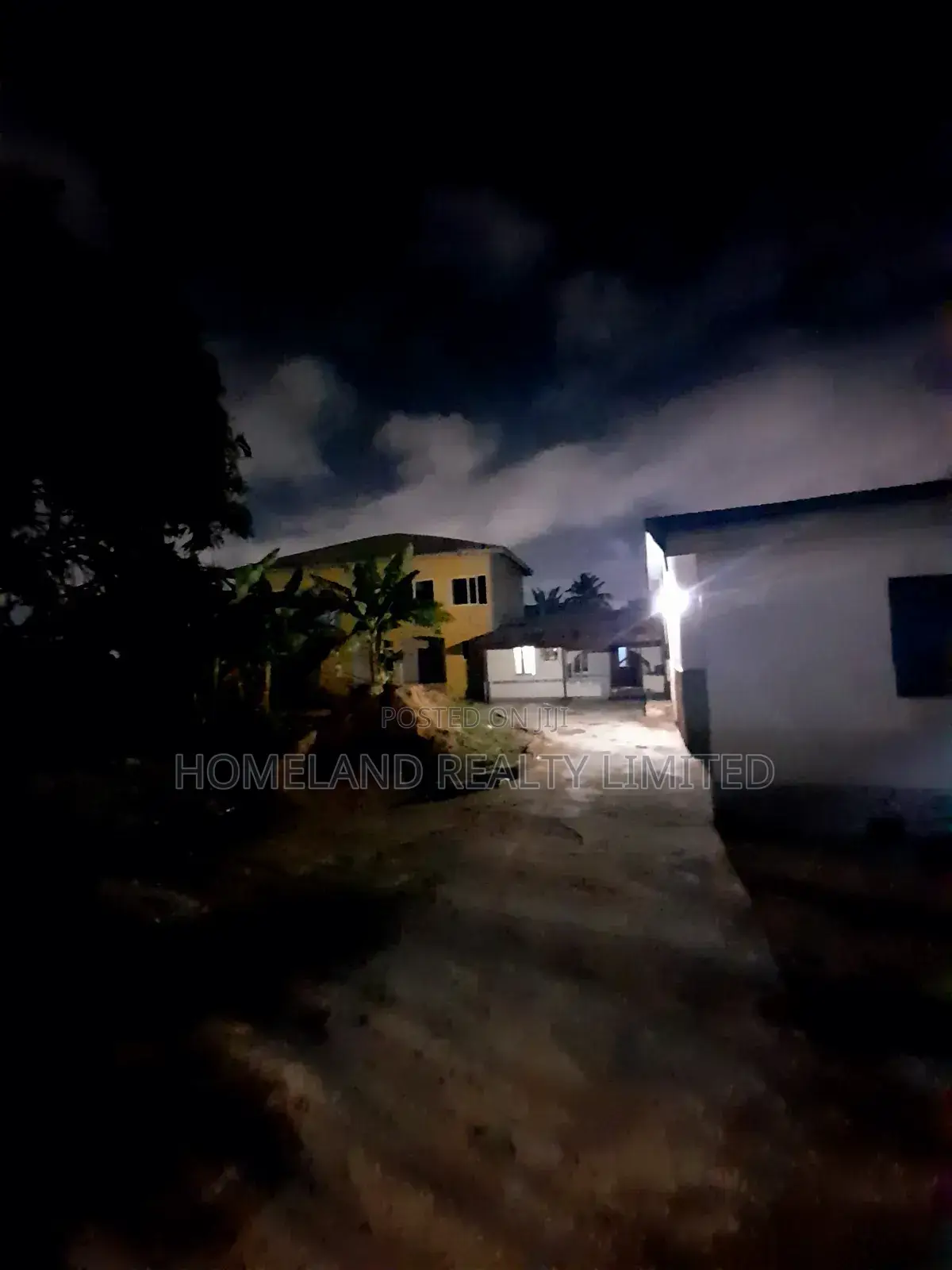 2bdrm Apartment in Westland for rent in West Legon