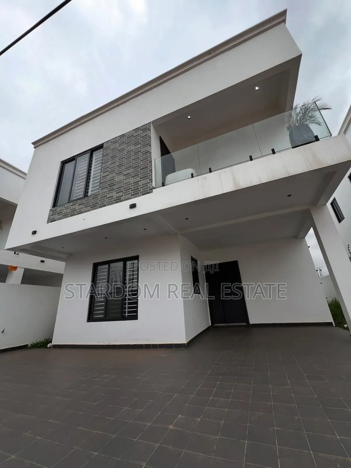 4bdrm Duplex in West Trassacco, East Legon for rent in East Legon