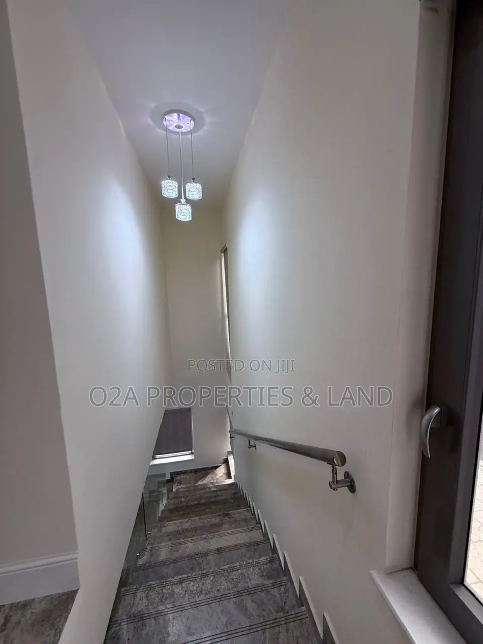 4bdrm Townhouse / Terrace in Cantonment, Acquinas for rent in Acquinas