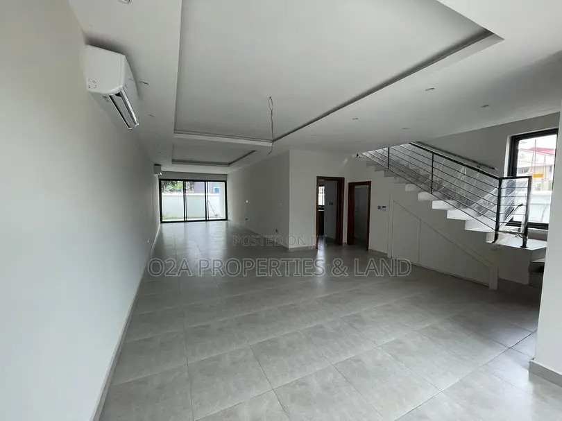 4bdrm House in North Legon for sale in North Legon