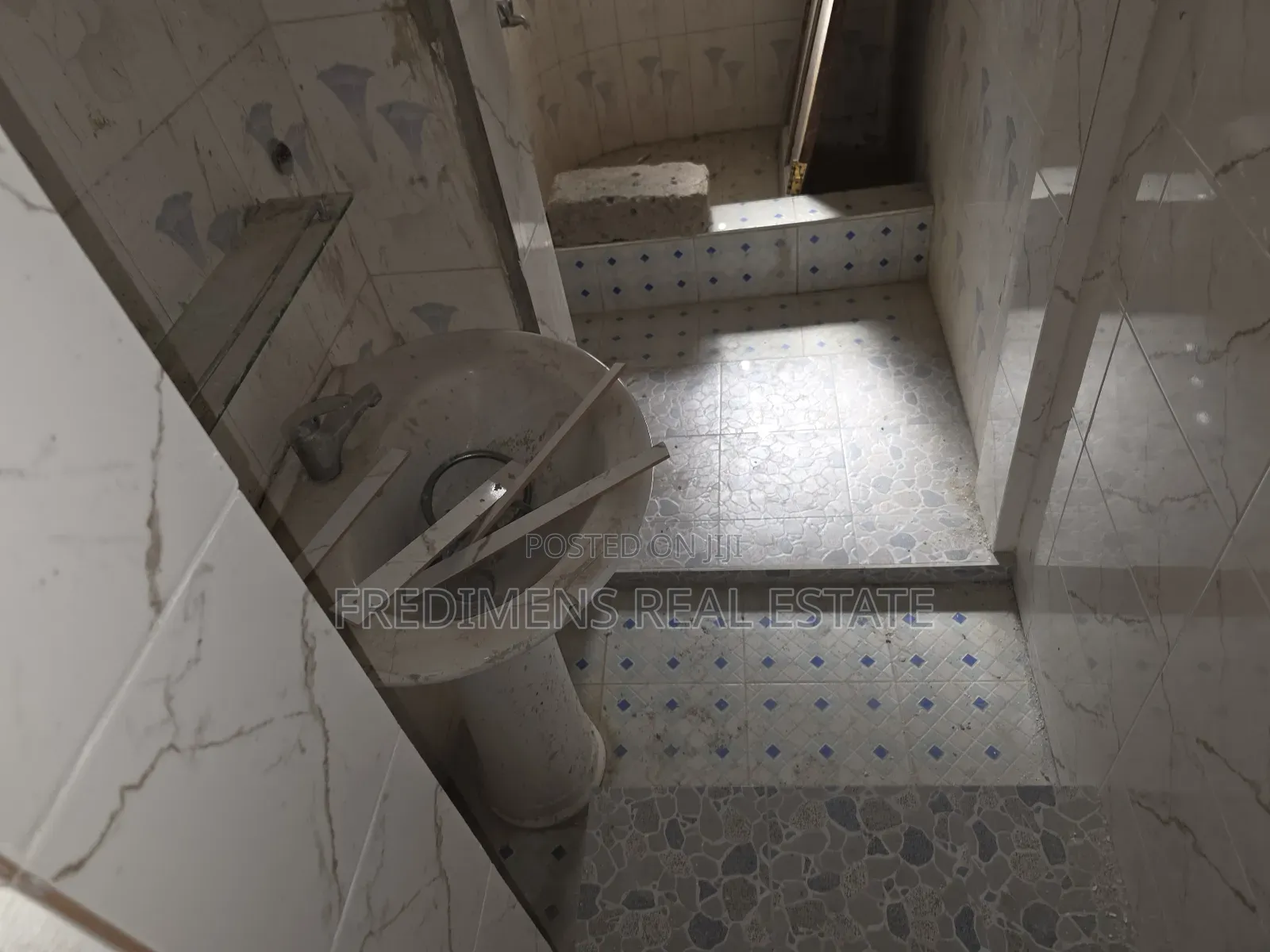 1bdrm Apartment in Fredimens Real, Afigya-Kwabre for rent in Afigya-Kwabre