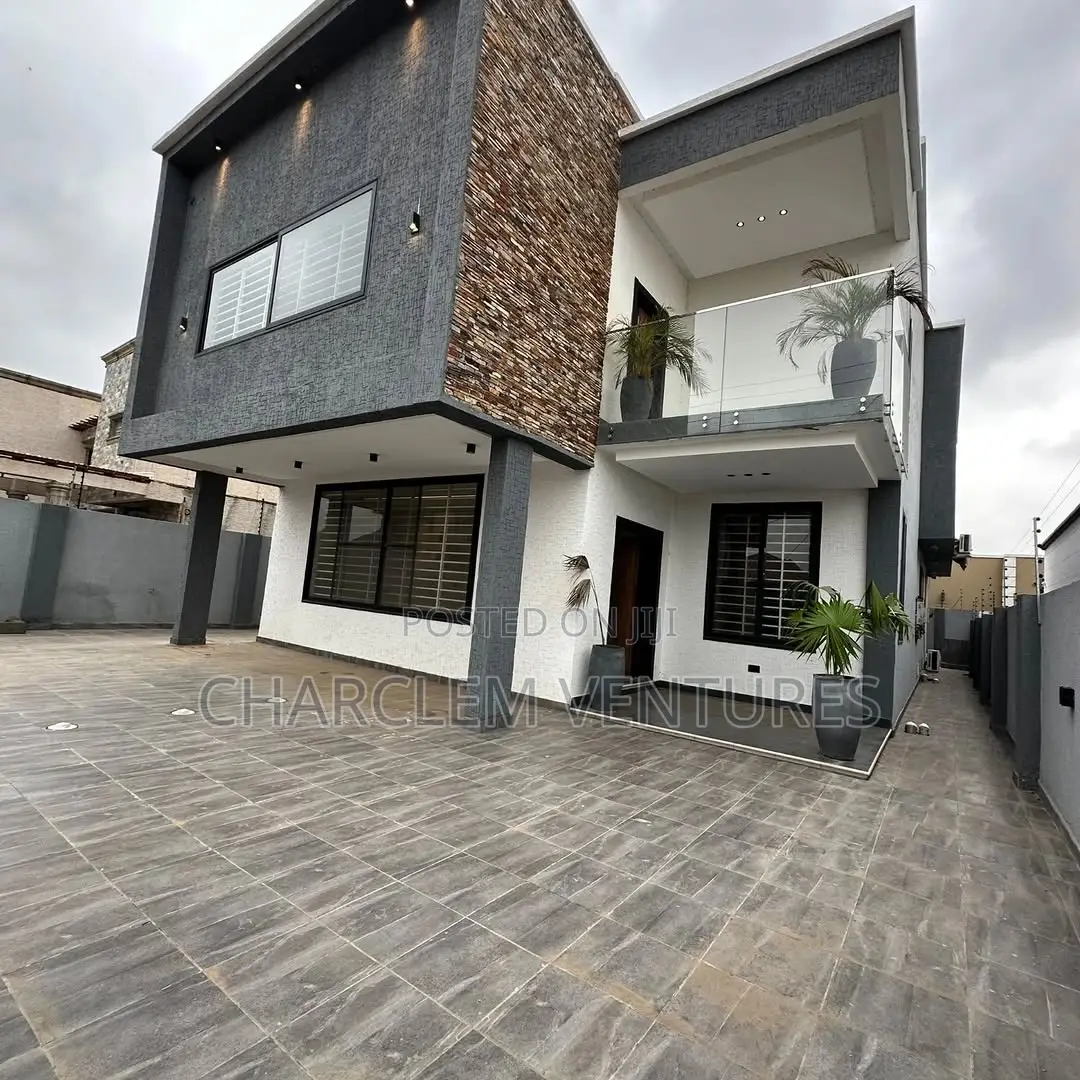 4bdrm House in Charclem Ventures, Lake Side Estate for sale in Lake Side Estate