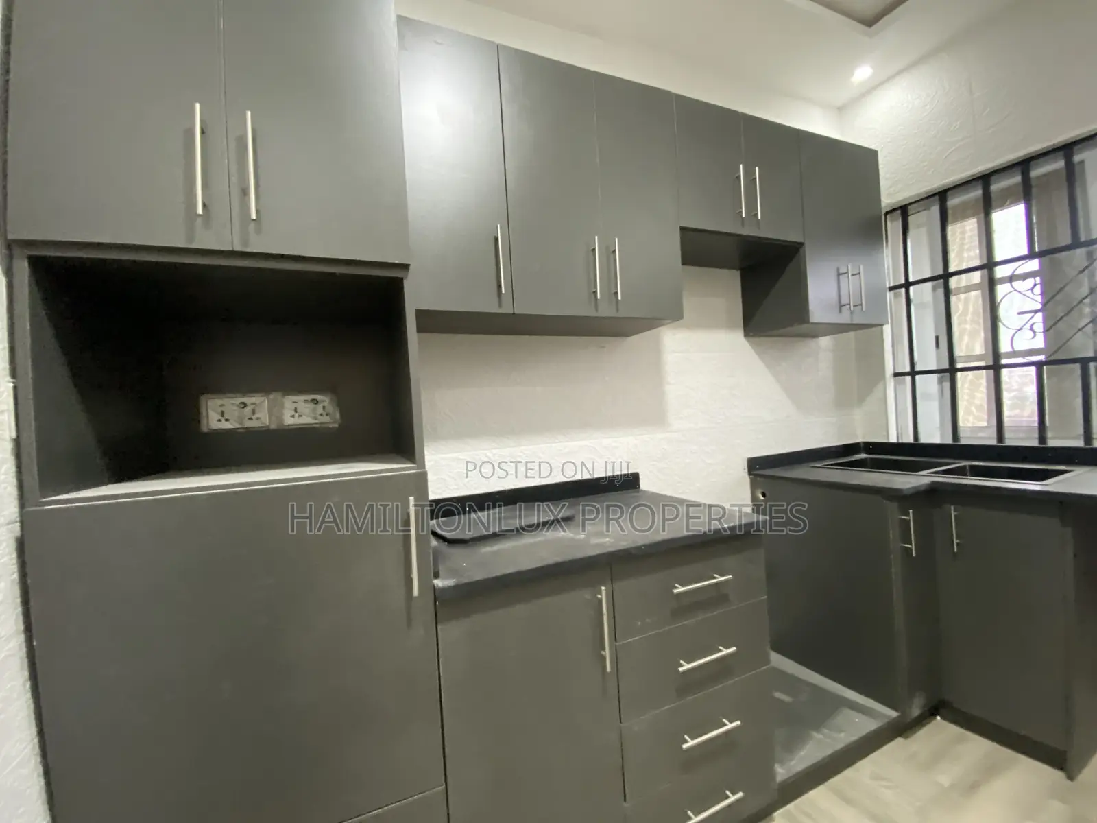 2bdrm Apartment in American House, East Legon for rent in East Legon