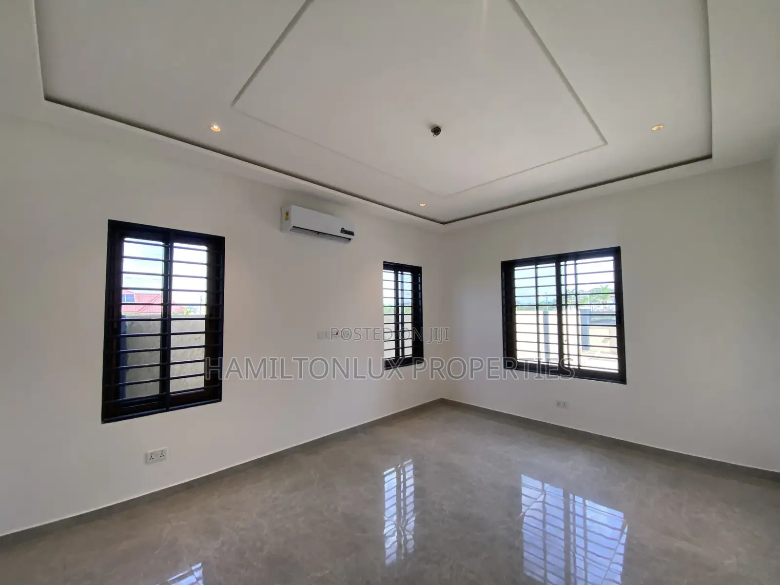 4bdrm House in Lakeside Estates for sale in Lake Side Estate