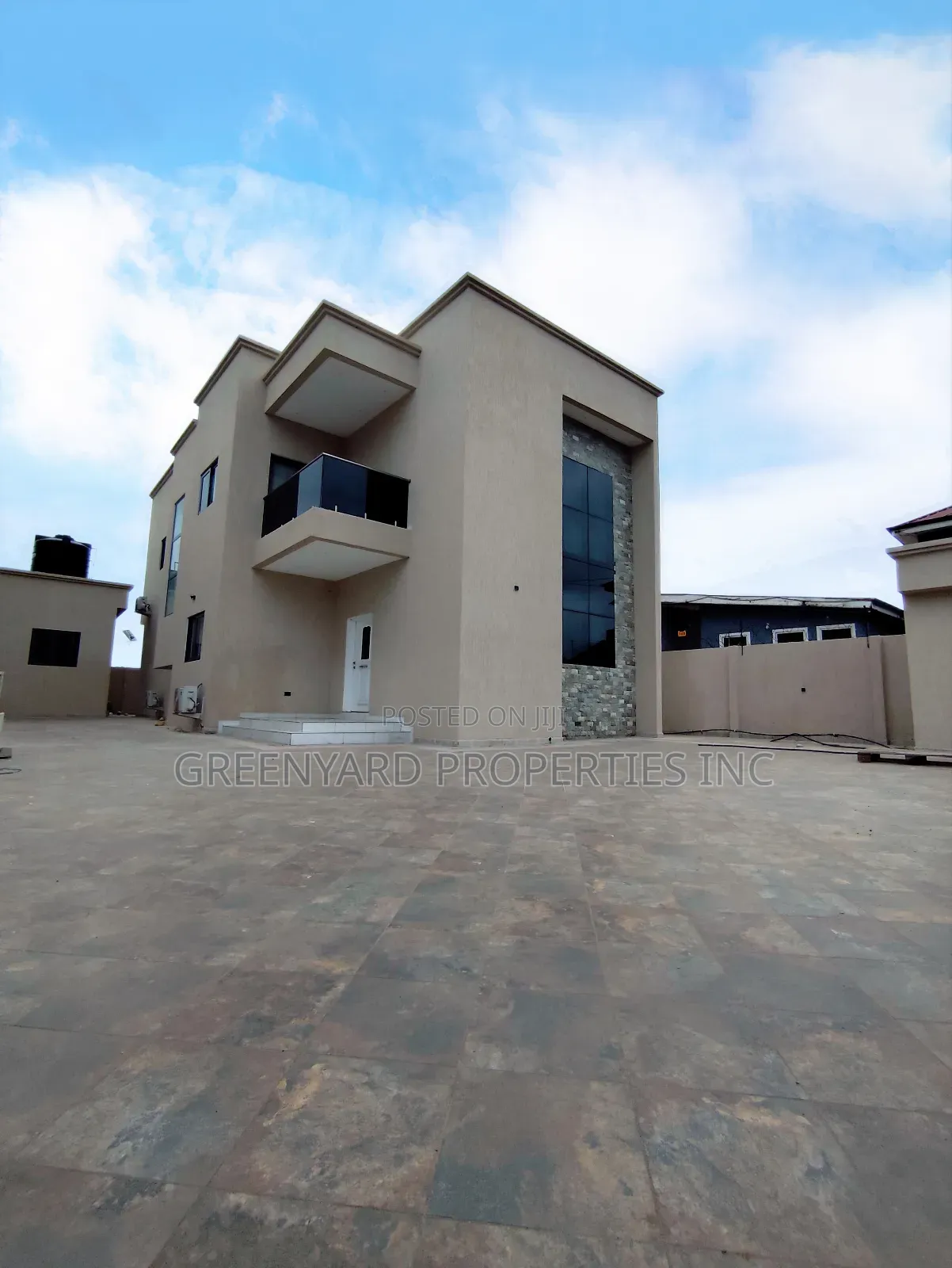 4bdrm House in Ars, East Legon for rent in East Legon