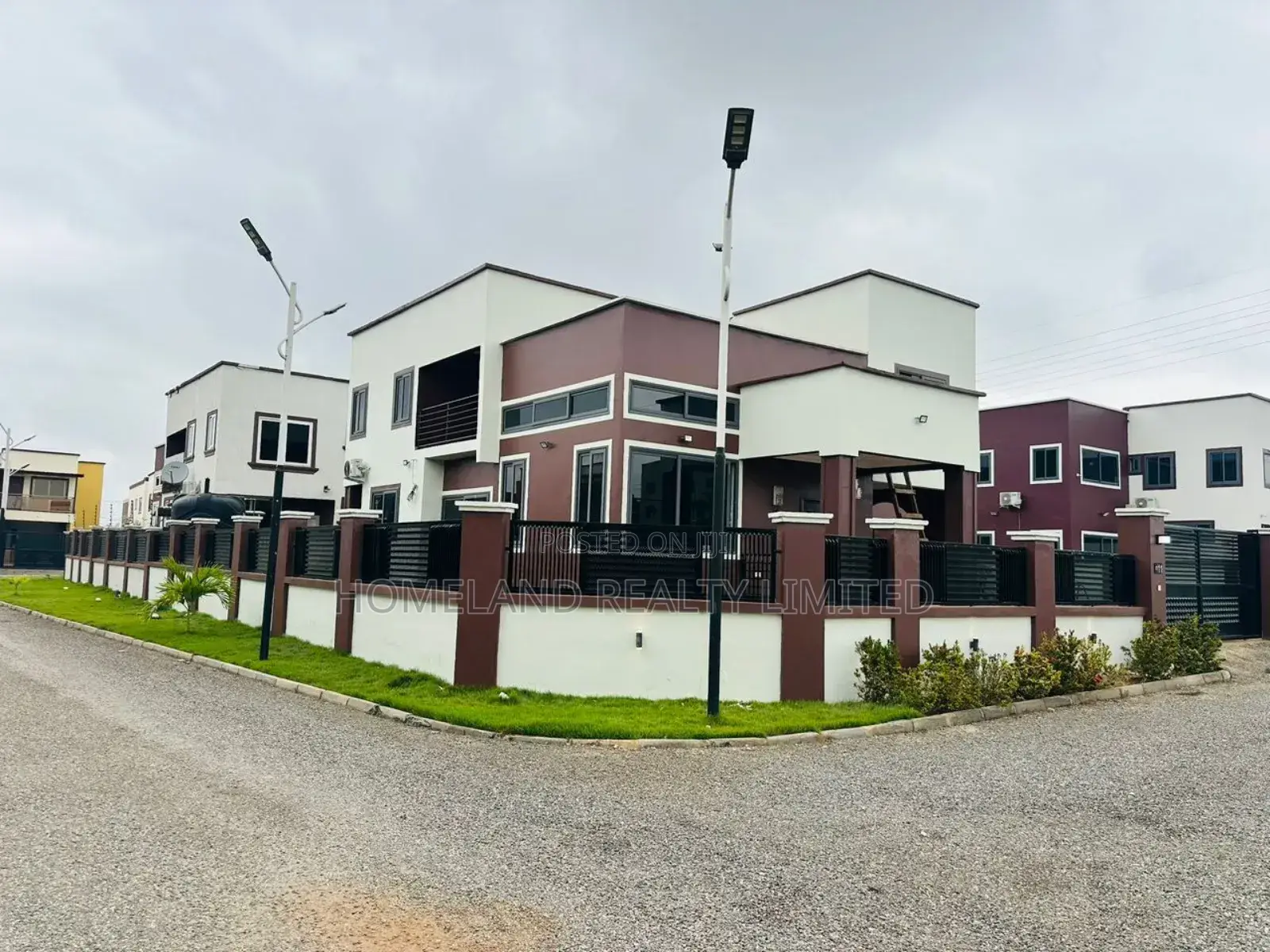 Furnished 4bdrm Duplex in Taxi Rank, Adenta for rent in Adenta