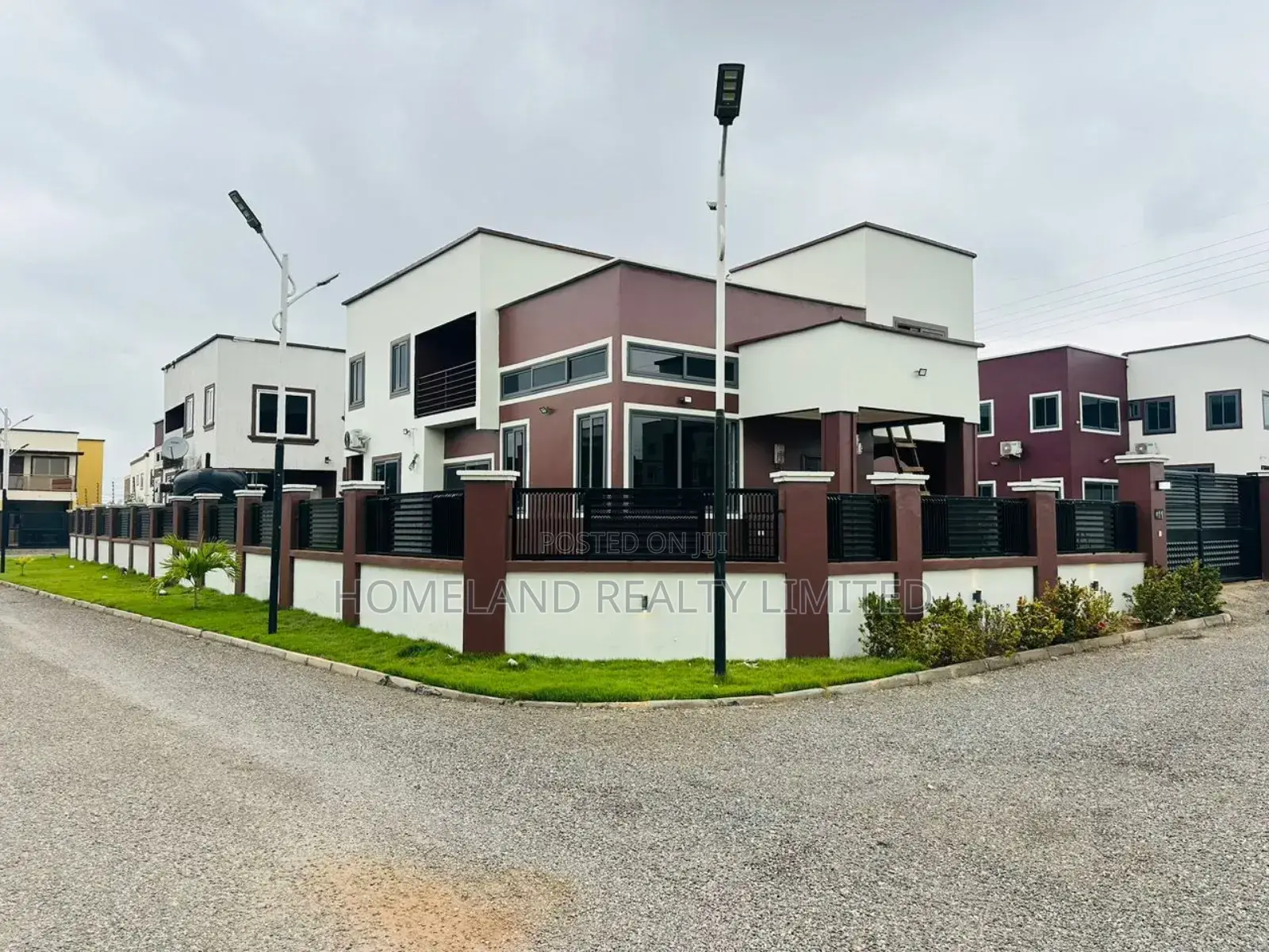 Furnished 4bdrm Duplex in Taxi Rank, Adenta for rent in Adenta