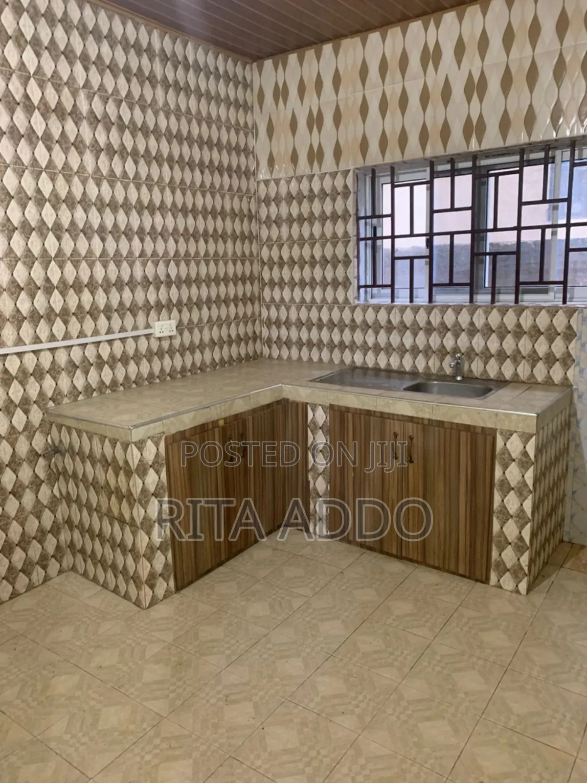 2bdrm Apartment in Lakeside for rent in Lake Side Estate