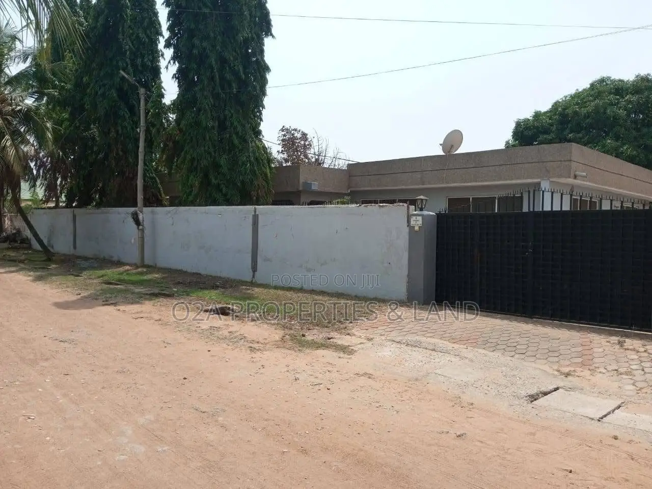 4bdrm House in Teshie Nungua Estate for sale in Teshie-Nungua Estates
