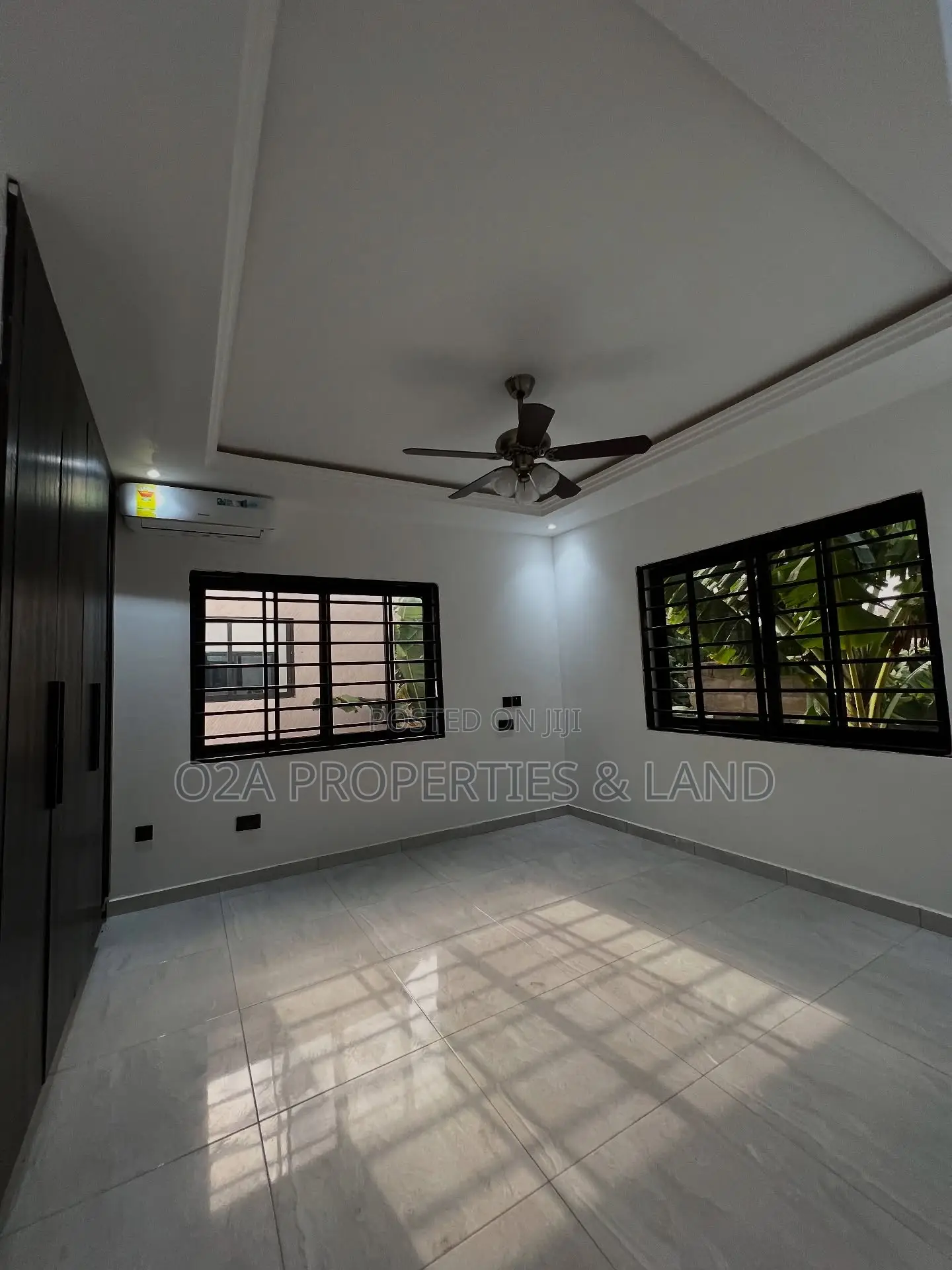 4bdrm House in Adenta, Barrier for sale in Barrier