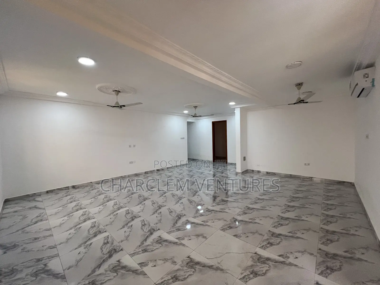 3bdrm Apartment in Charclem Ventures, Accra Metropolitan for rent in Accra Metropolitan