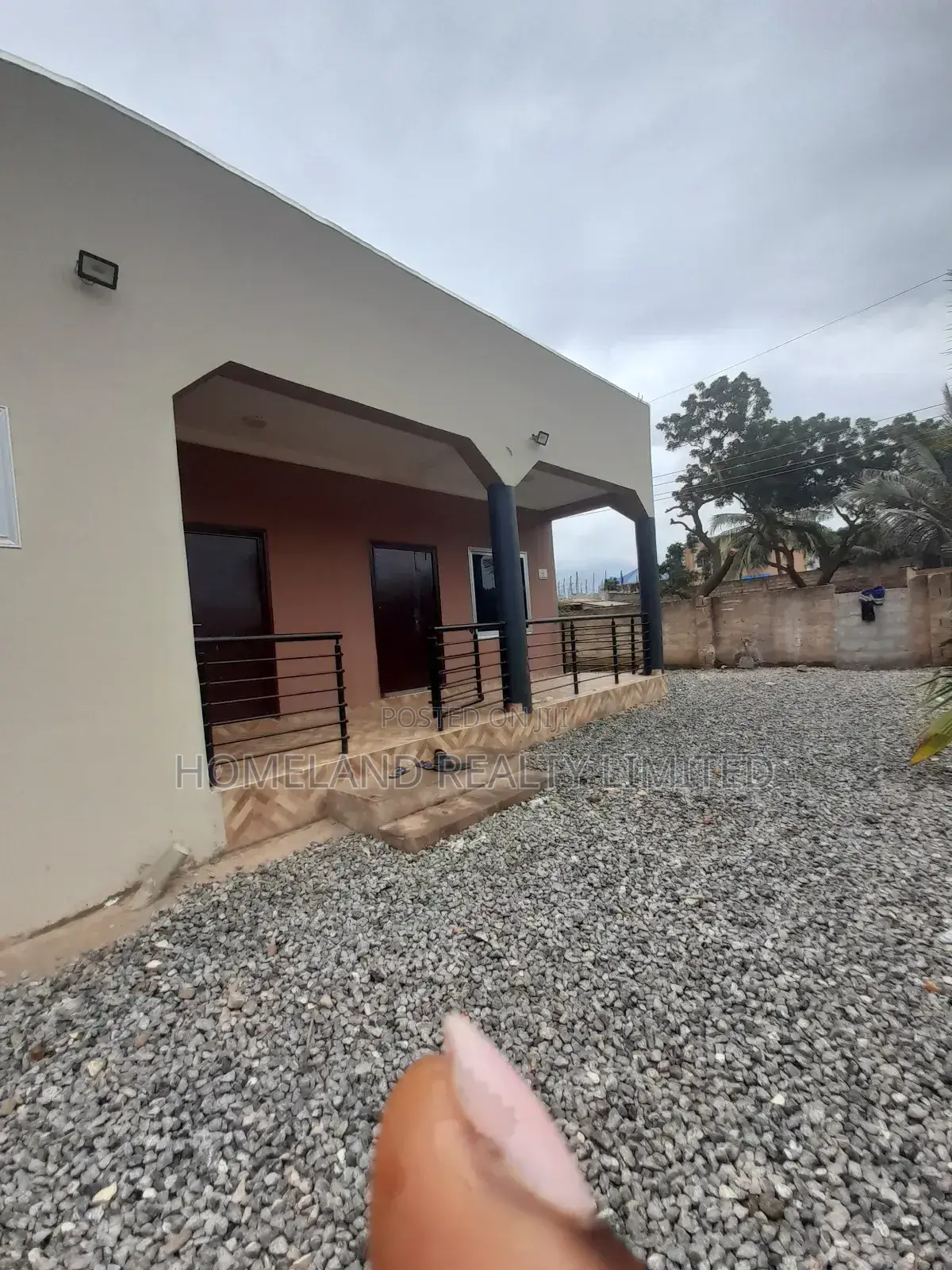 2bdrm Bungalow in Home Away Hotel, Adenta for rent in Adenta