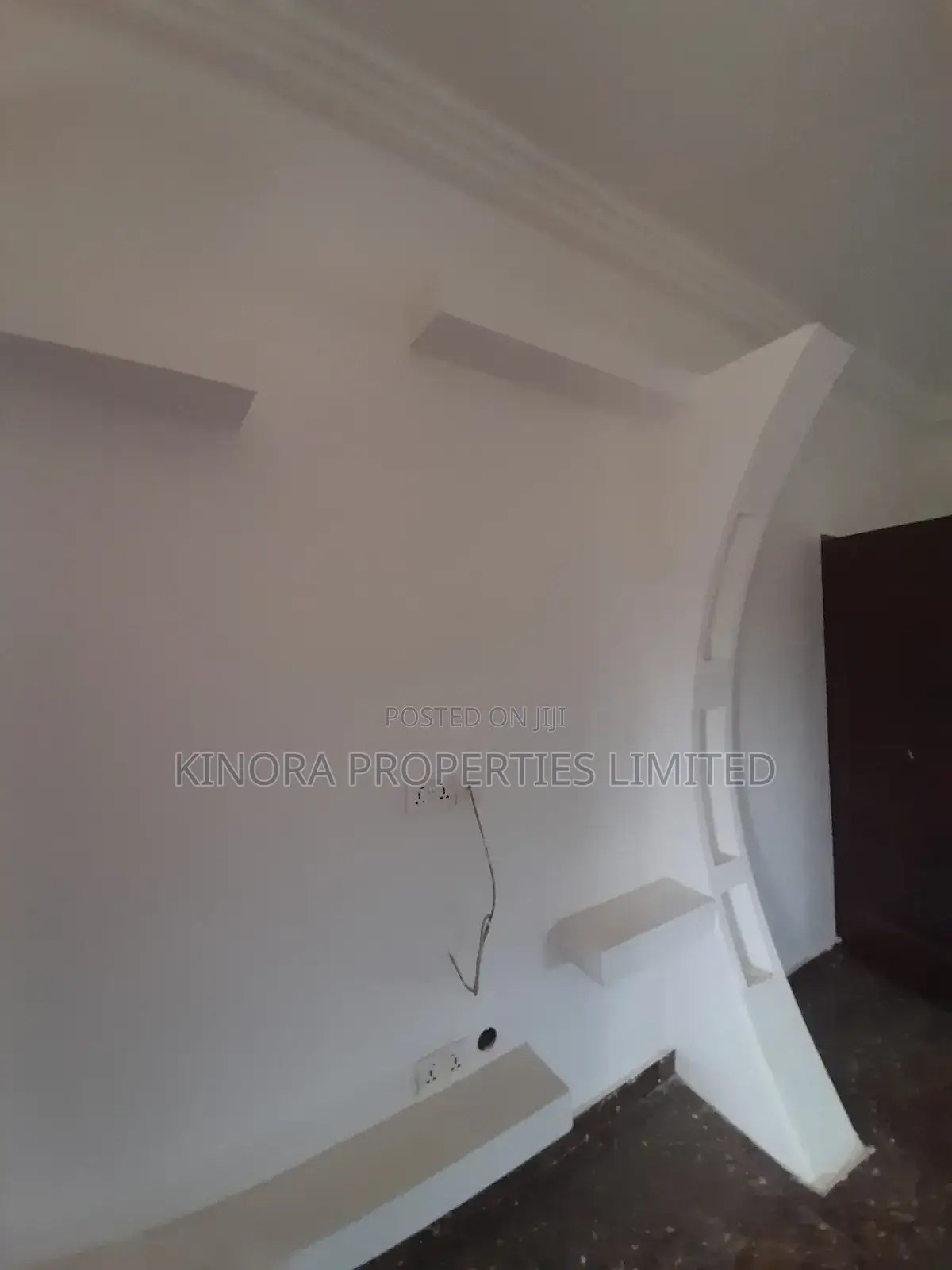 2bdrm Bungalow in Home Away Hotel, Adenta for rent in Adenta