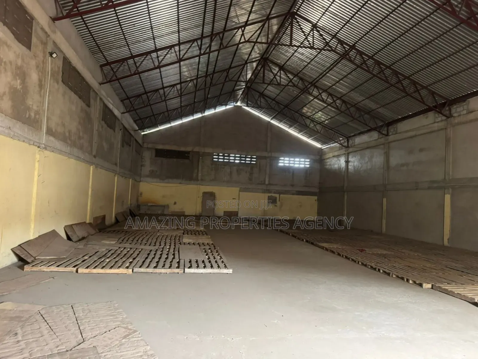 600sqm Warehouse for Rent at Circle in Circle Station Area