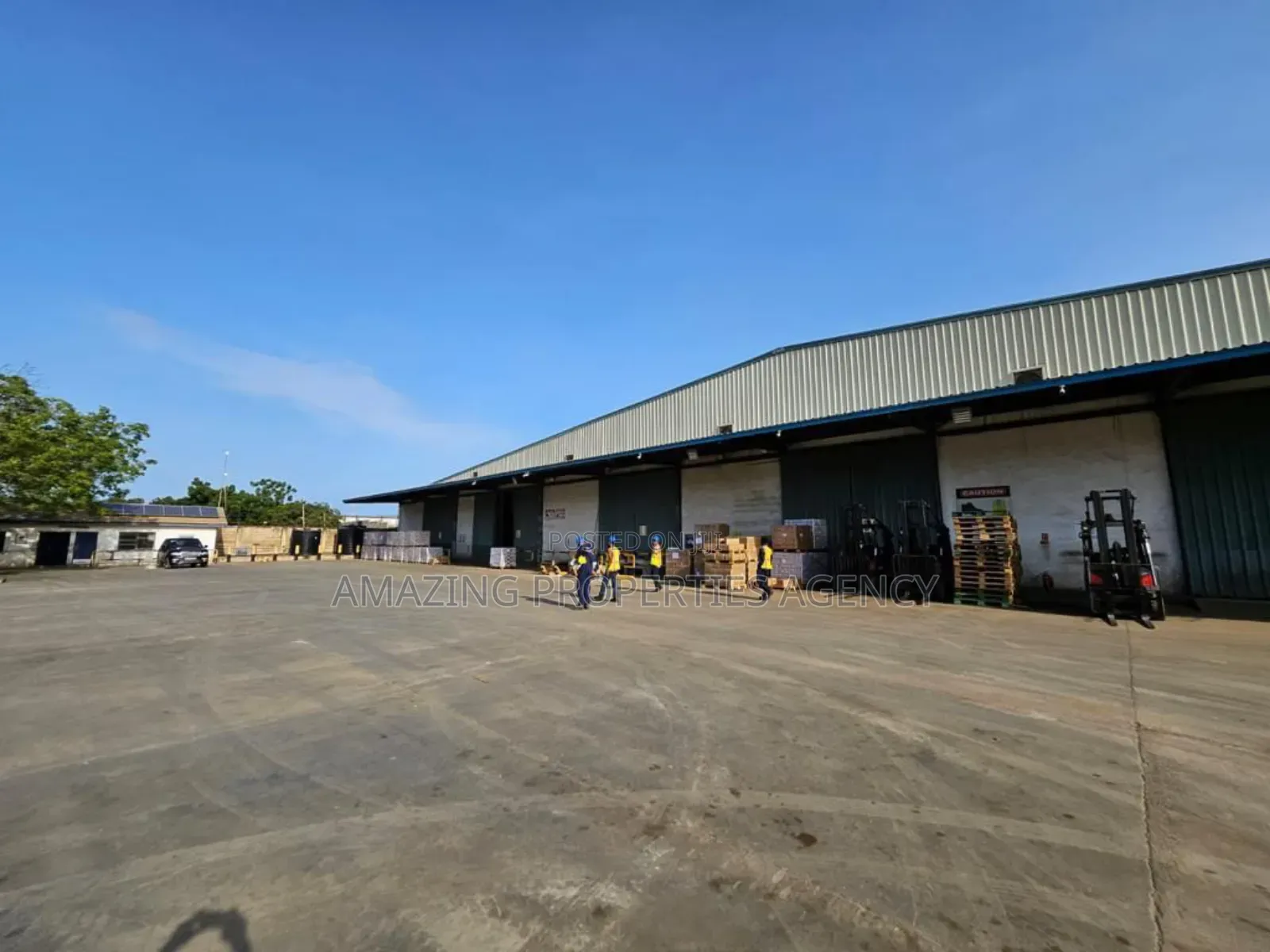 8700sqm Warehouse for Rent at Tema Industrial Area in Tema Metropolitan
