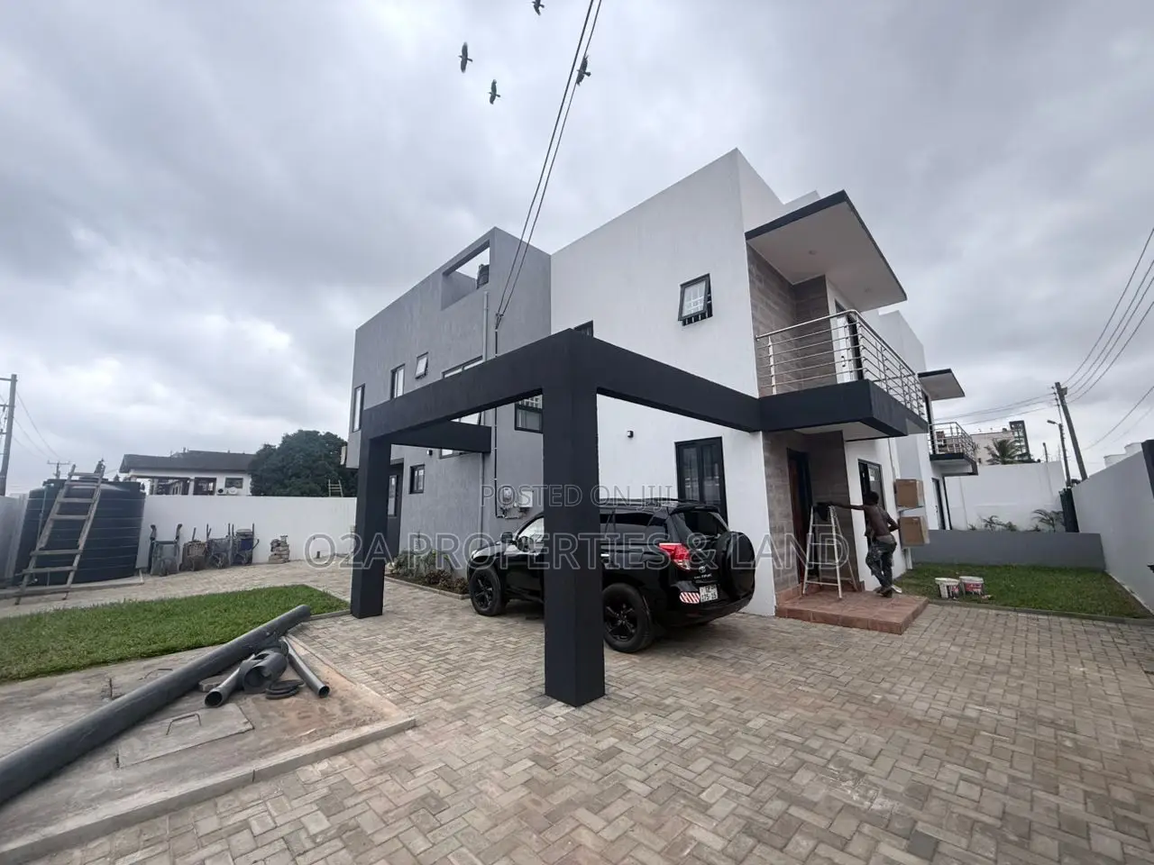 4bdrm House in East Legon American for sale in American House