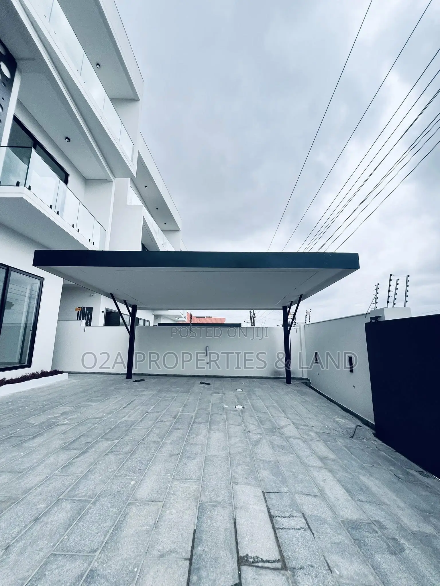 4bdrm House in East Legon, Bawaleshie for sale in Bawaleshie
