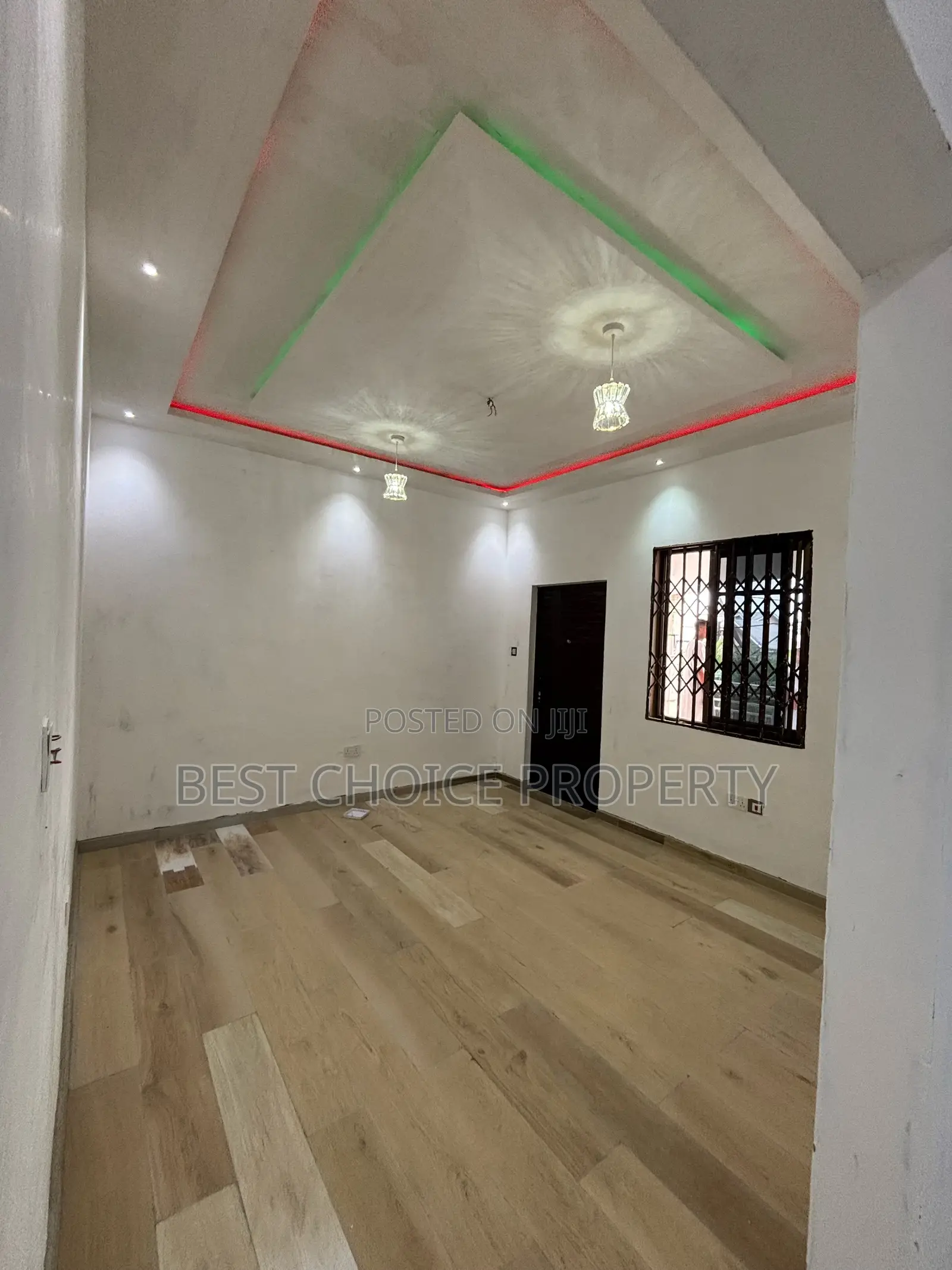 Chamber and Hall Sc Adenta Foster Home in Frafraha