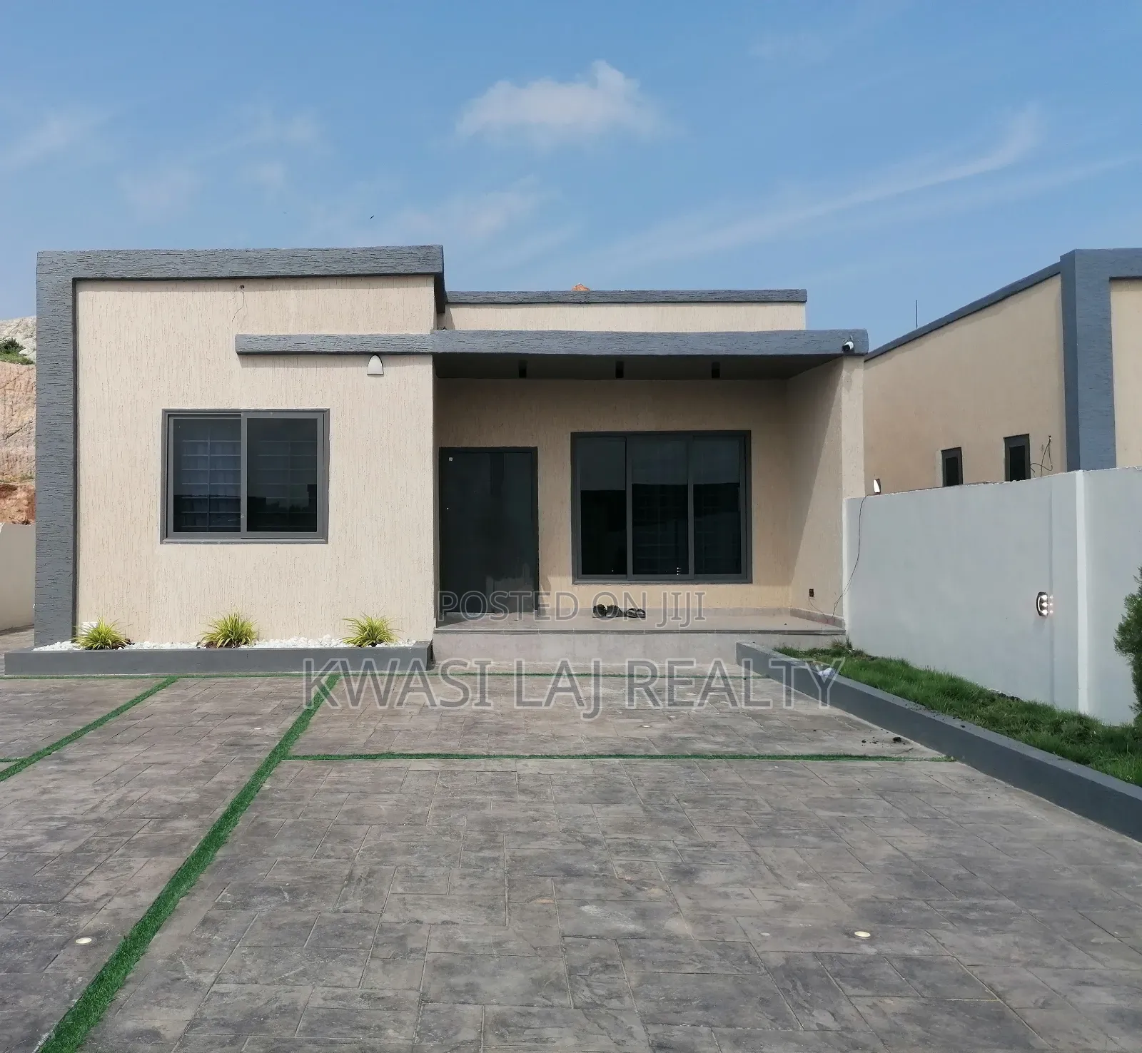 2bdrm House in Bortianor Hills, Weija for sale in Weija
