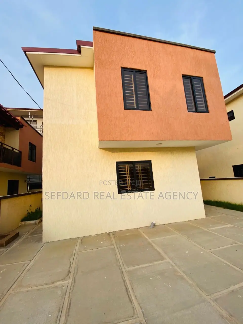 2bdrm Duplex in The Mall for rent in The Mall