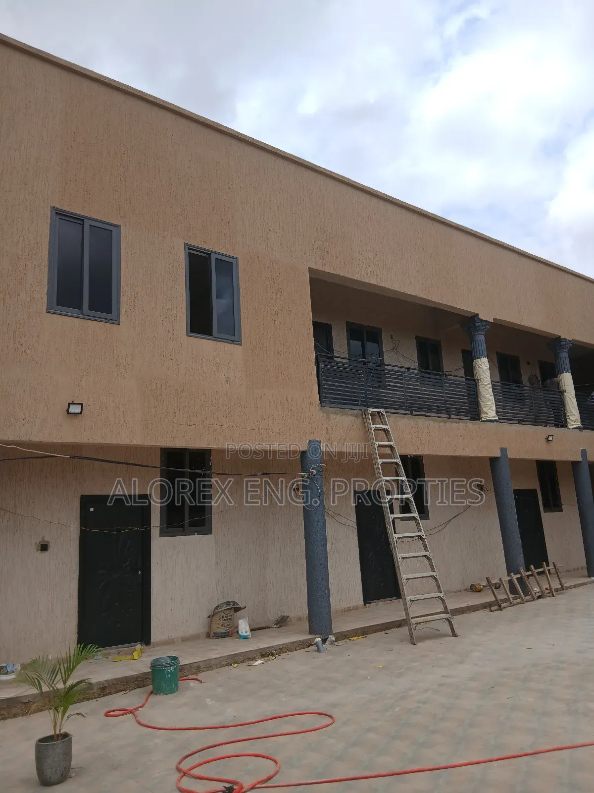 1bdrm Apartment in Single Self, Danfa for rent in Danfa