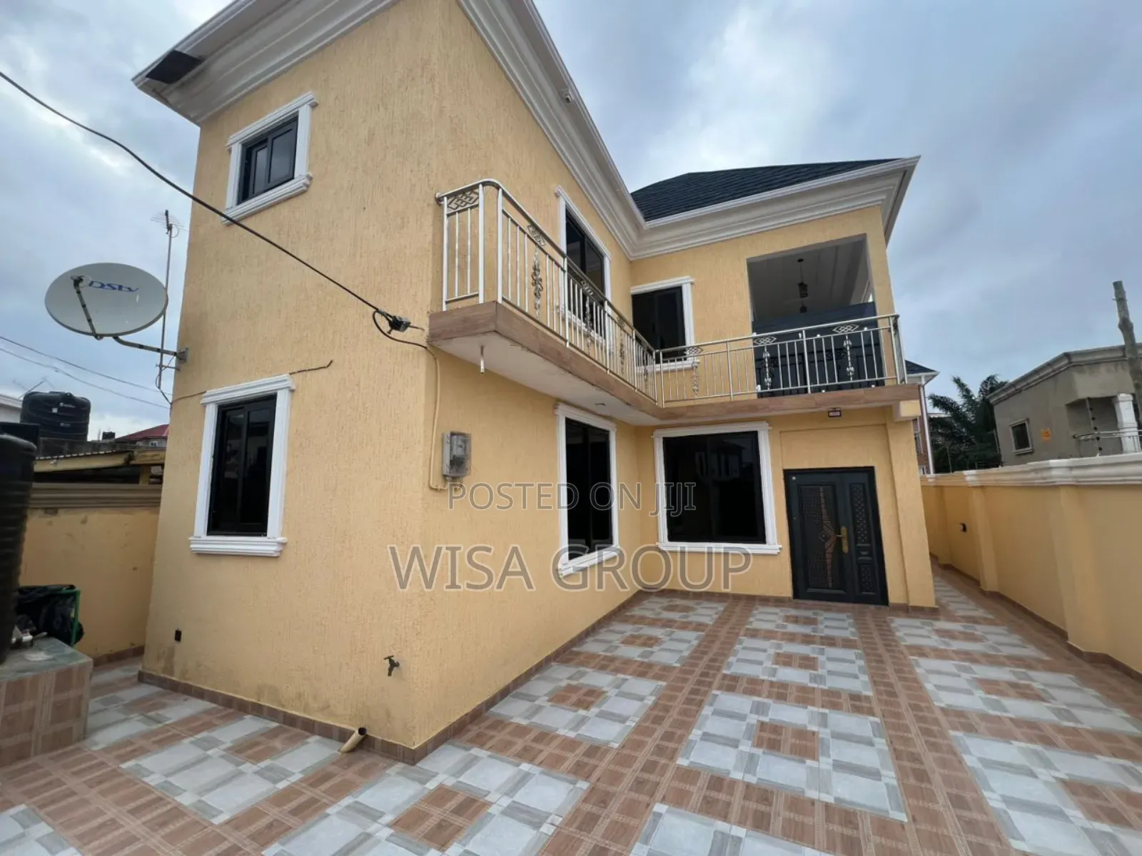 3bdrm Duplex in Wisa Group, Accra Metropolitan for sale in Accra Metropolitan