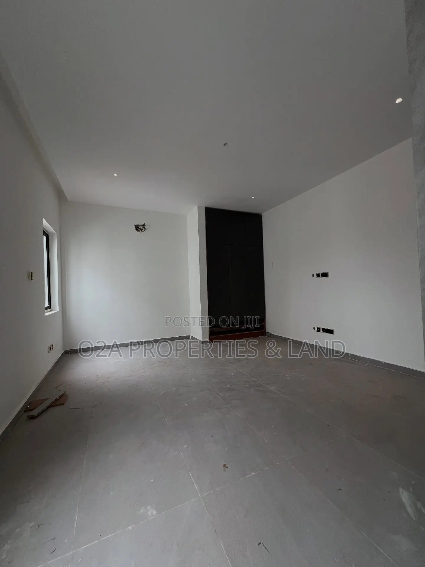 5bdrm House in Adenta, Barrier for sale in Barrier