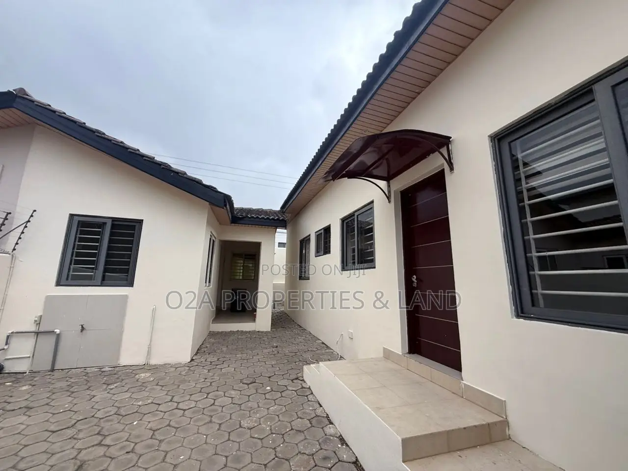 4bdrm House in East Airport for rent in Airport Residential Area