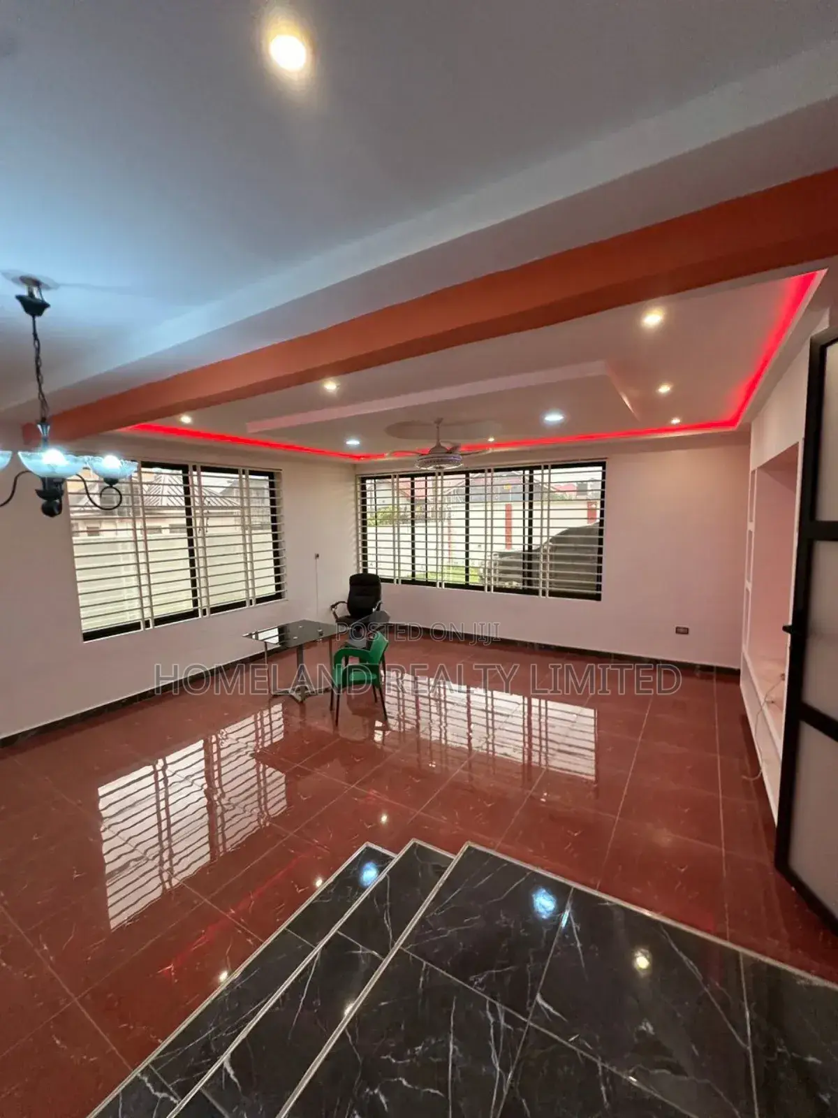 4bdrm Duplex in Ghana Flag, Oyarifa for rent in Oyarifa