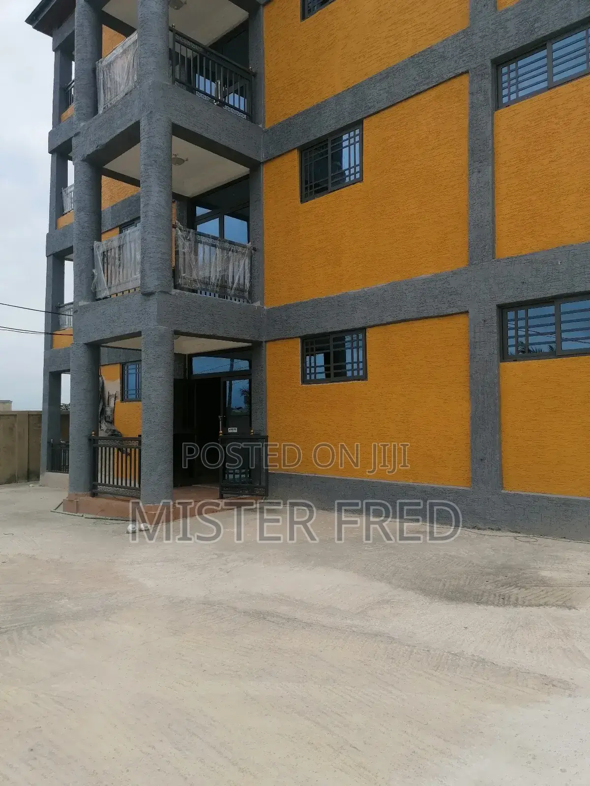 2bdrm Apartment in Barrier Kokrobite, Weija for rent in Weija