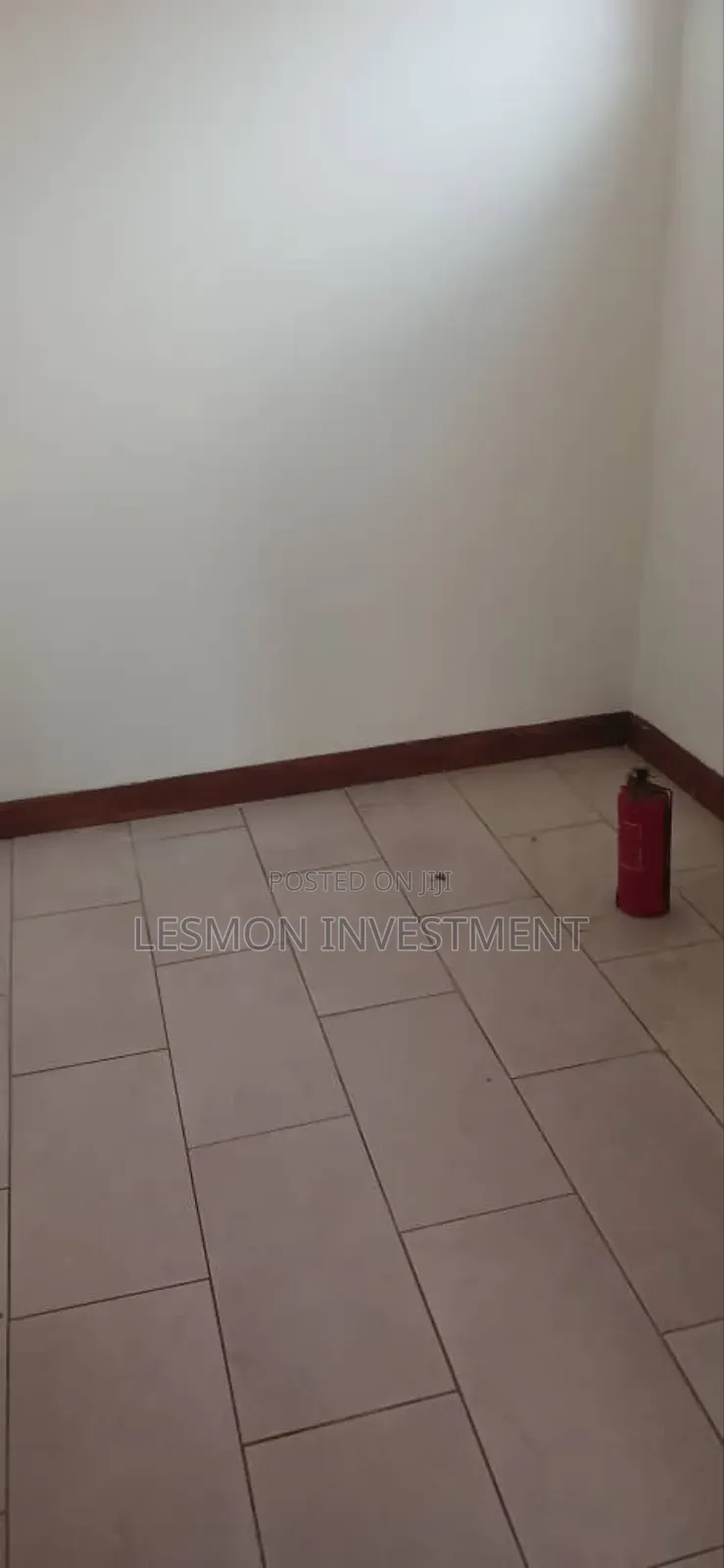 4bdrm Duplex in Cantonments for sale in Cantonments