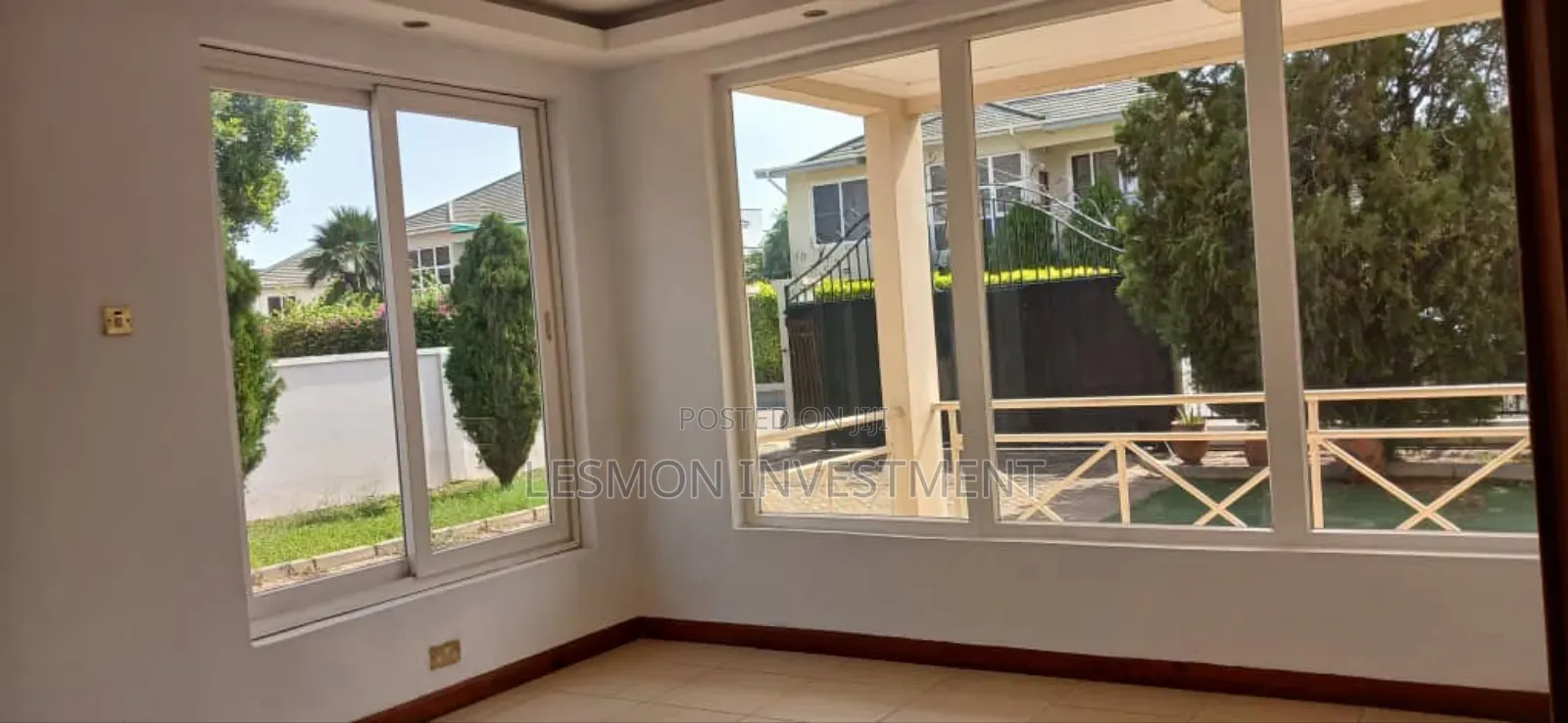 4bdrm Duplex in Cantonments for sale in Cantonments