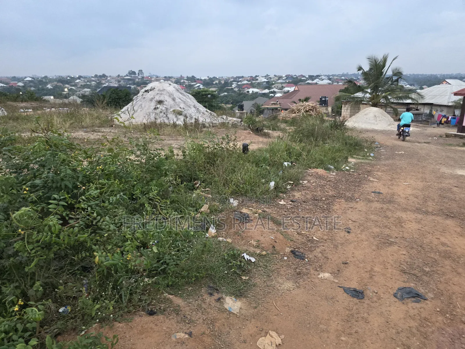Half Plot at Maase-Edwenase for Sale in Afigya-Kwabre