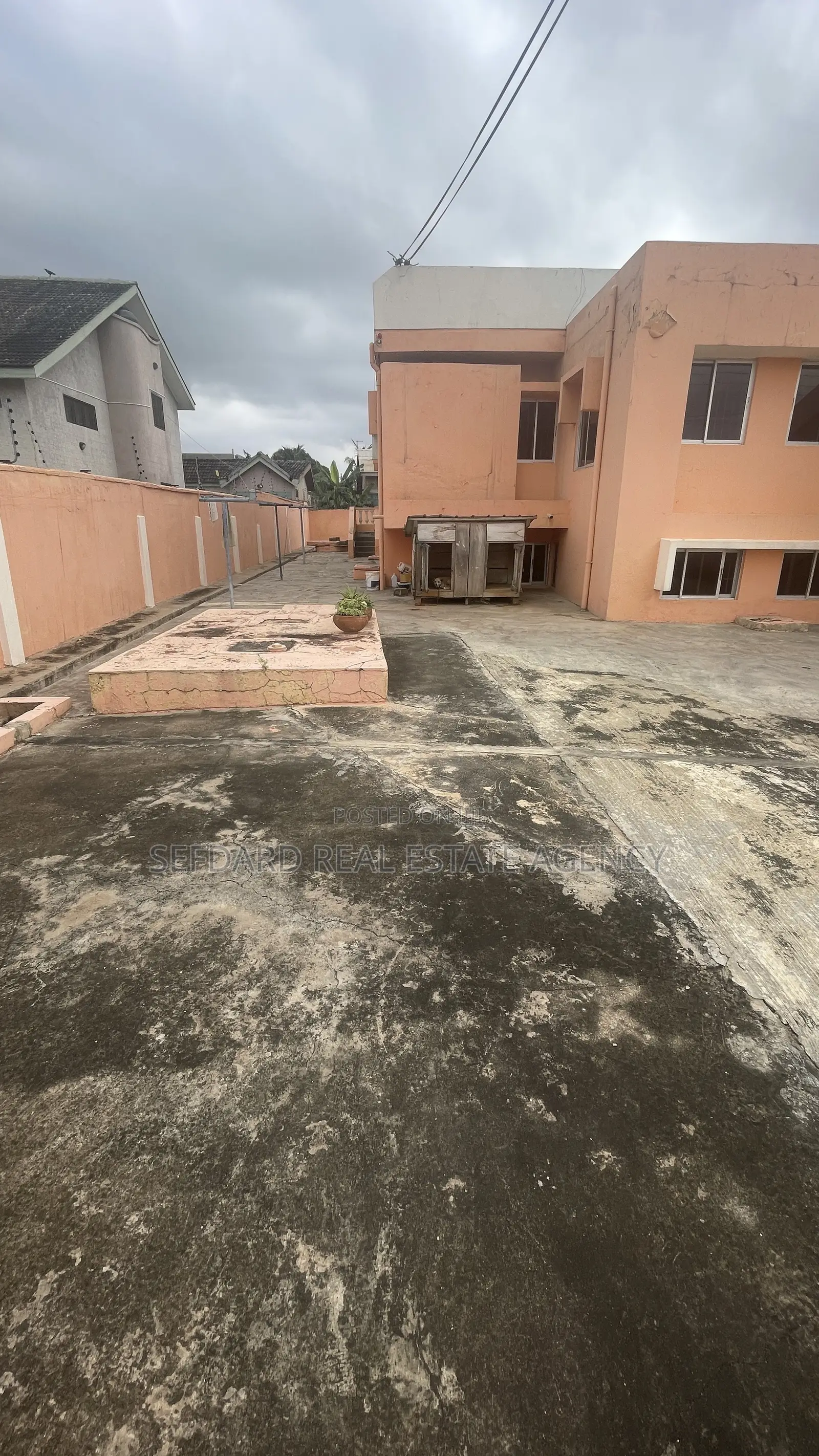 6bdrm House in Dome for sale in Dome
