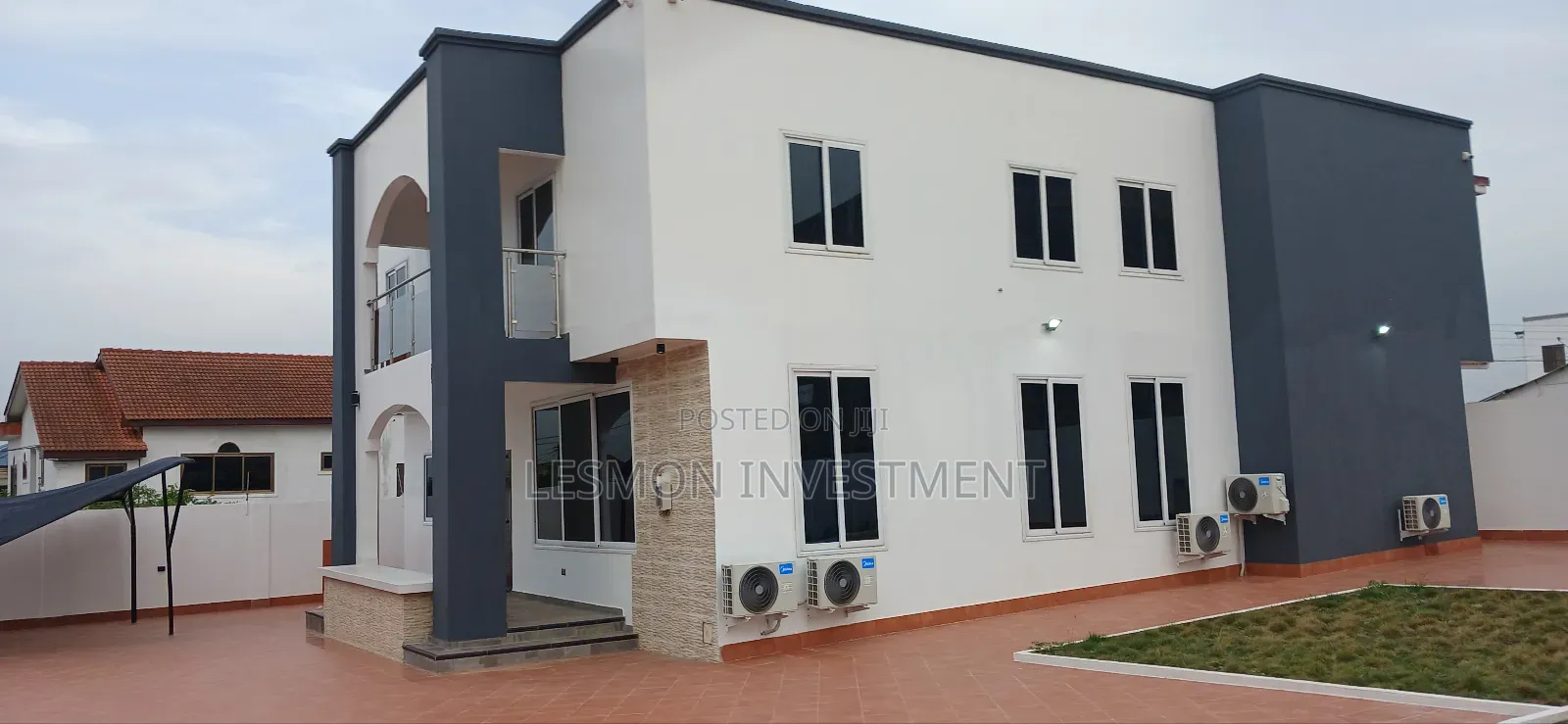 4bdrm House in East Legon, American House for sale in American House