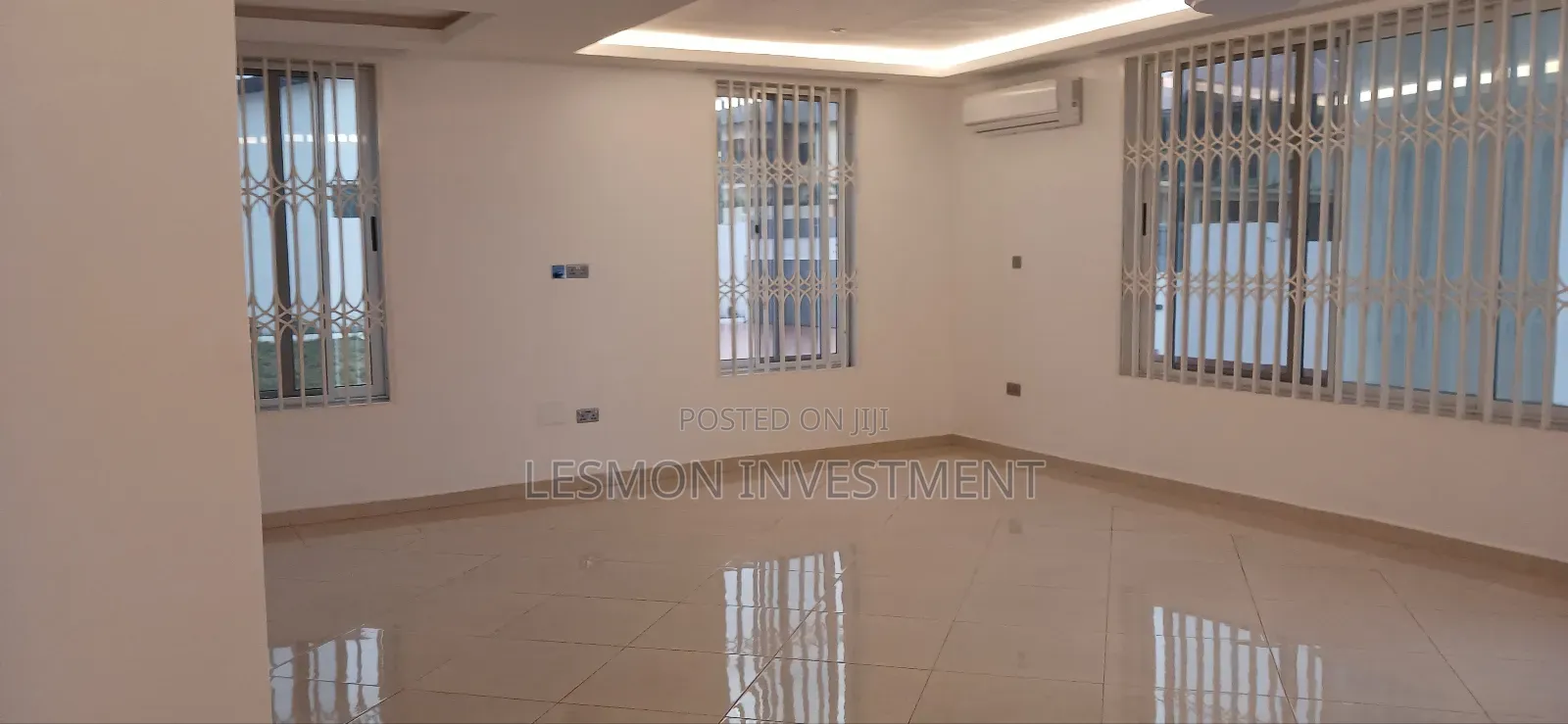 4bdrm House in East Legon, American House for sale in American House