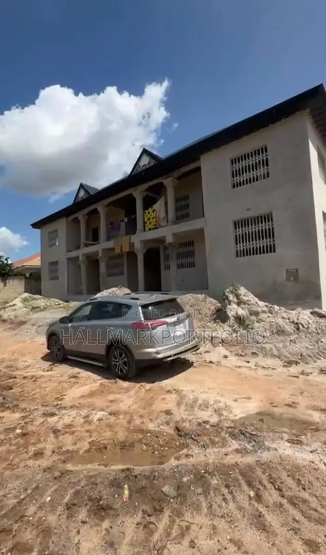 16bdrm Apartment in Asokore Mampong, Kumasi Metropolitan for sale in Kumasi Metropolitan