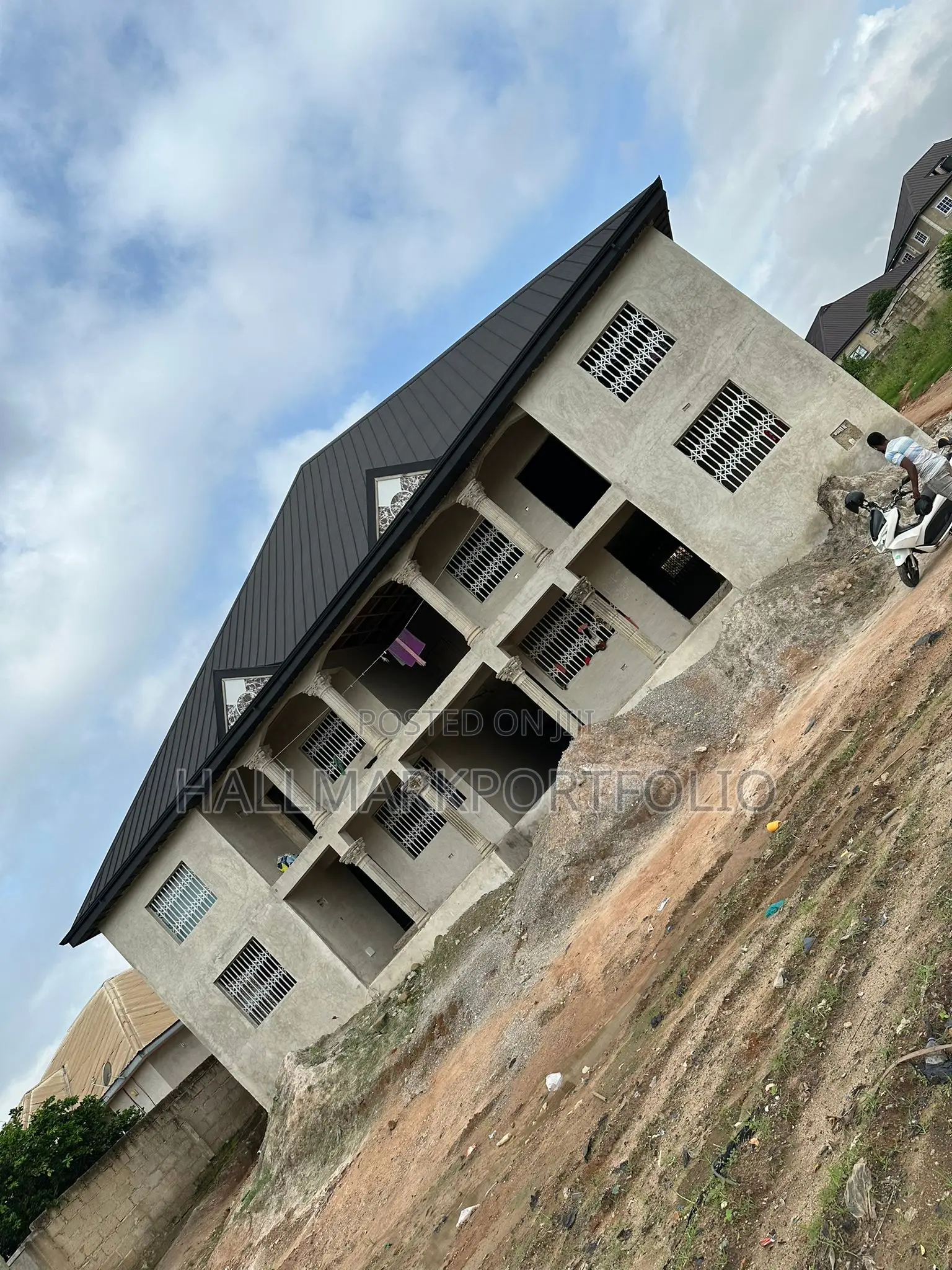 16bdrm Apartment in Asokore Mampong, Kumasi Metropolitan for sale in Kumasi Metropolitan